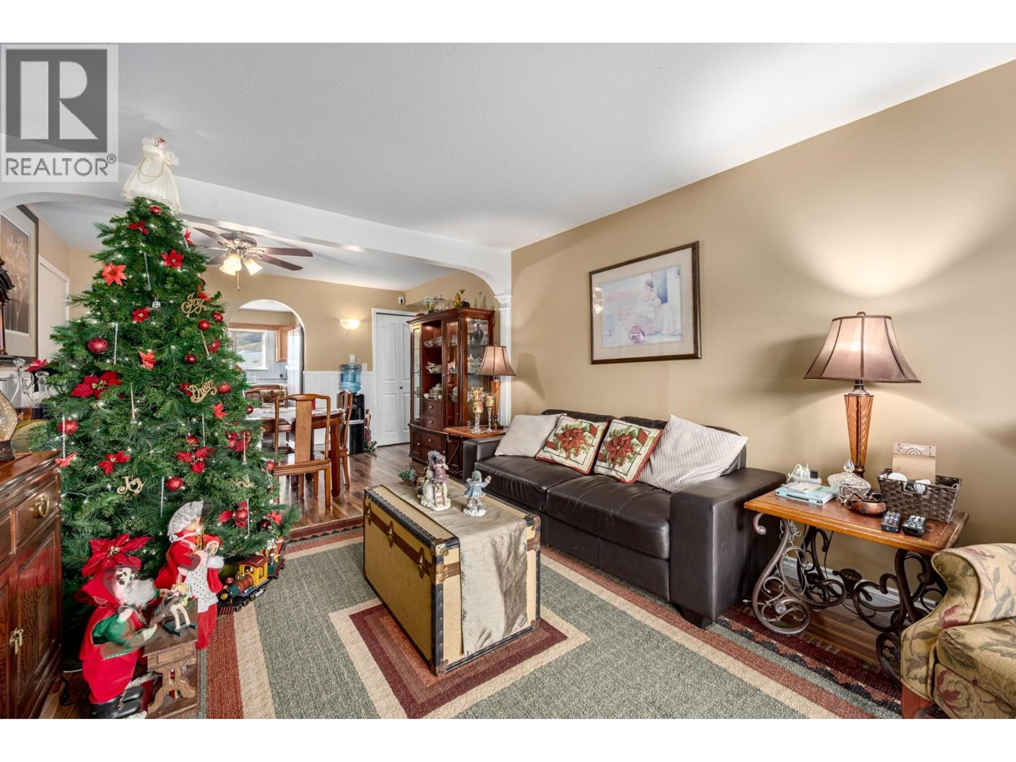 #211 825 HILL STREET - 17