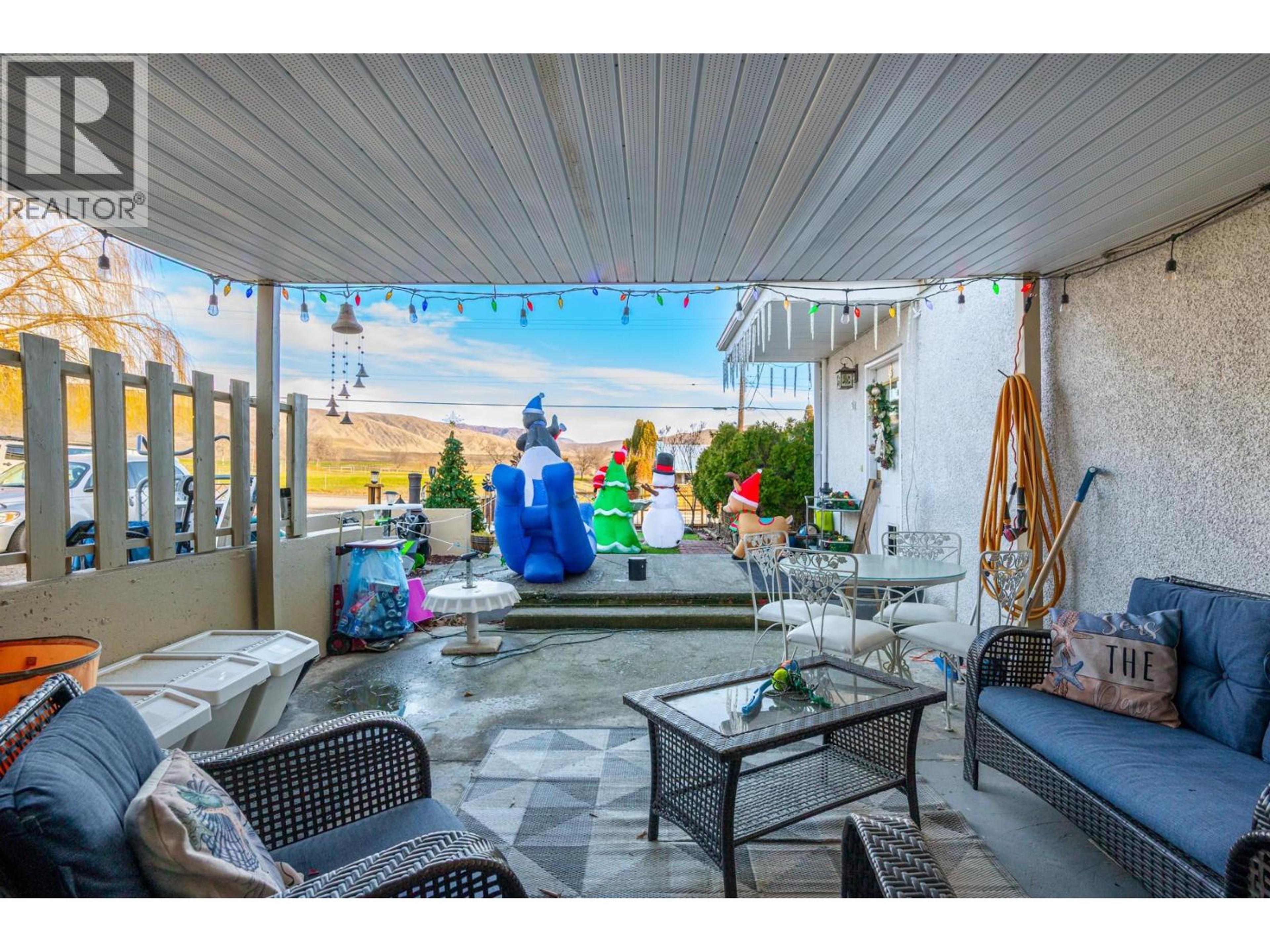 #211 825 HILL STREET - 33