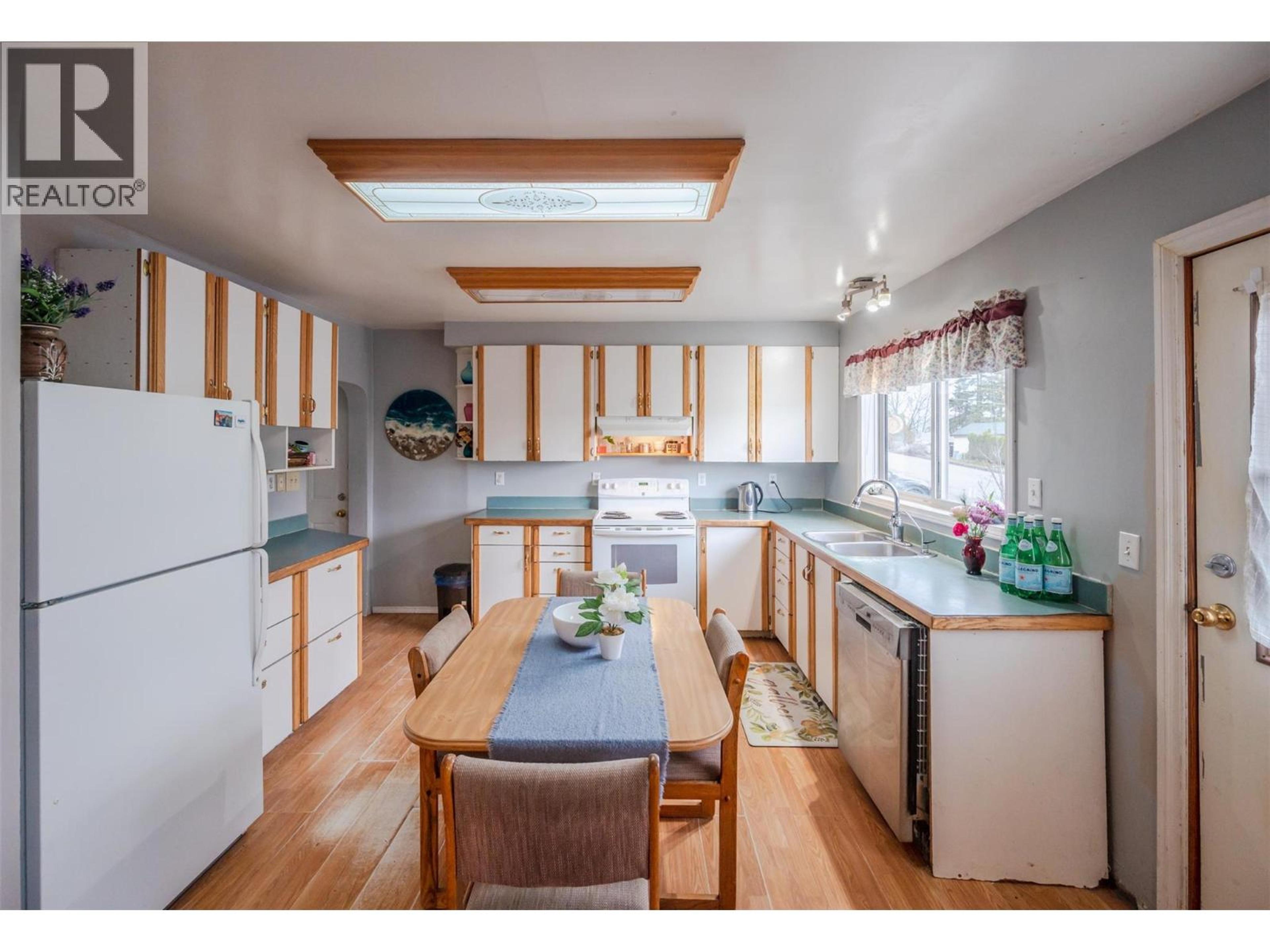 6404 SPARTAN STREET - 10