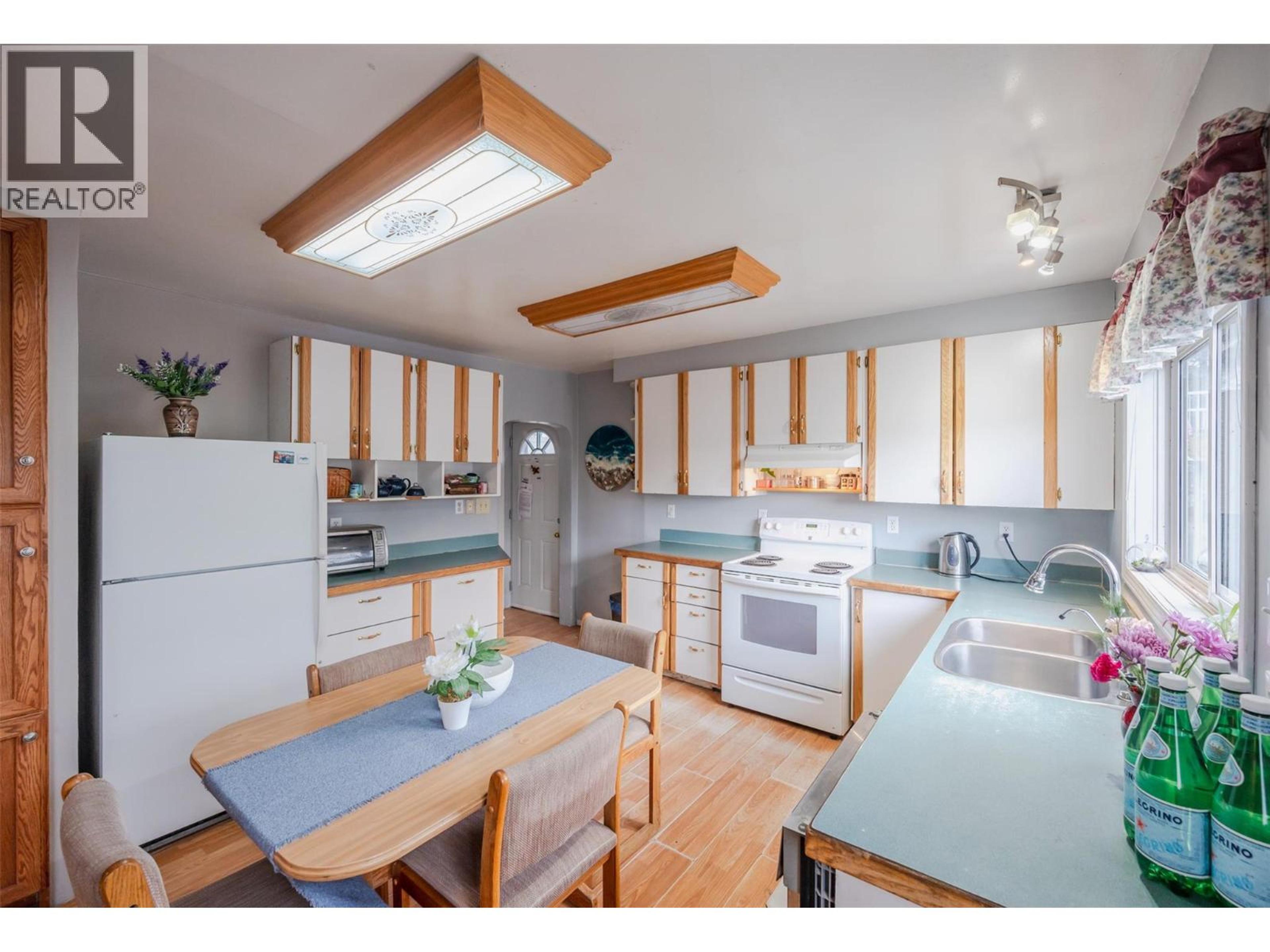 6404 SPARTAN STREET - 11