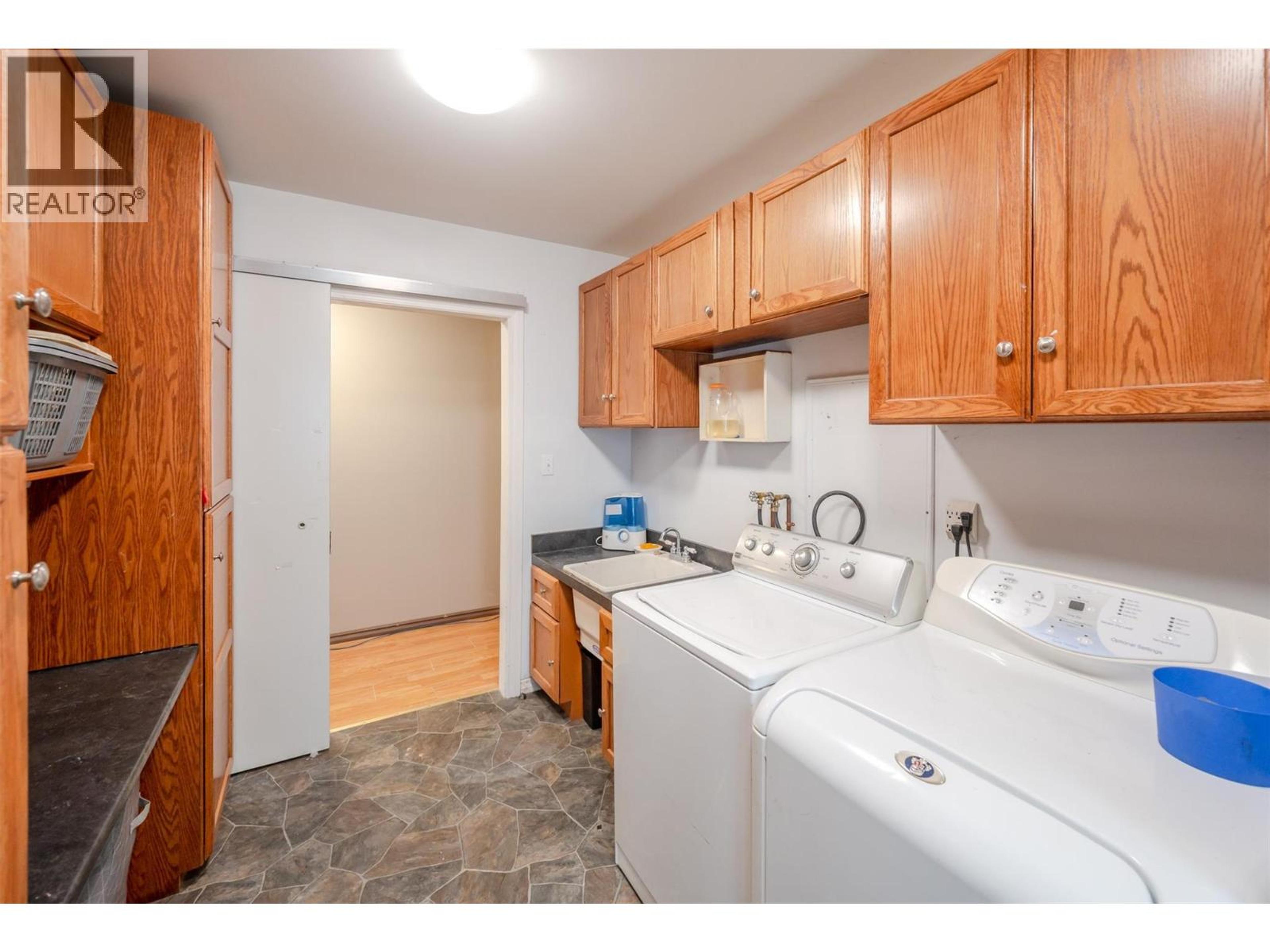 6404 SPARTAN STREET - 23