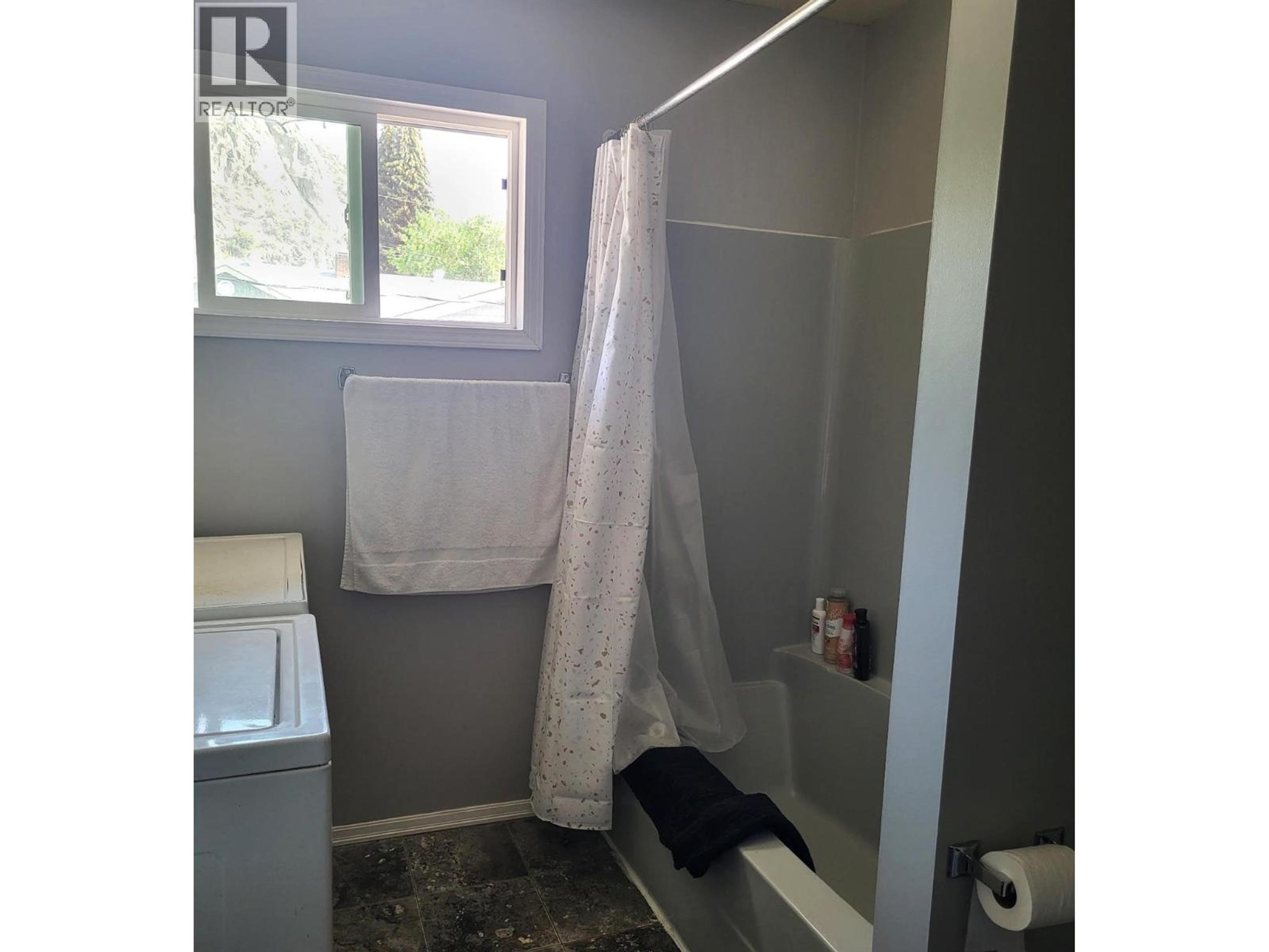 6404 SPARTAN STREET - 48