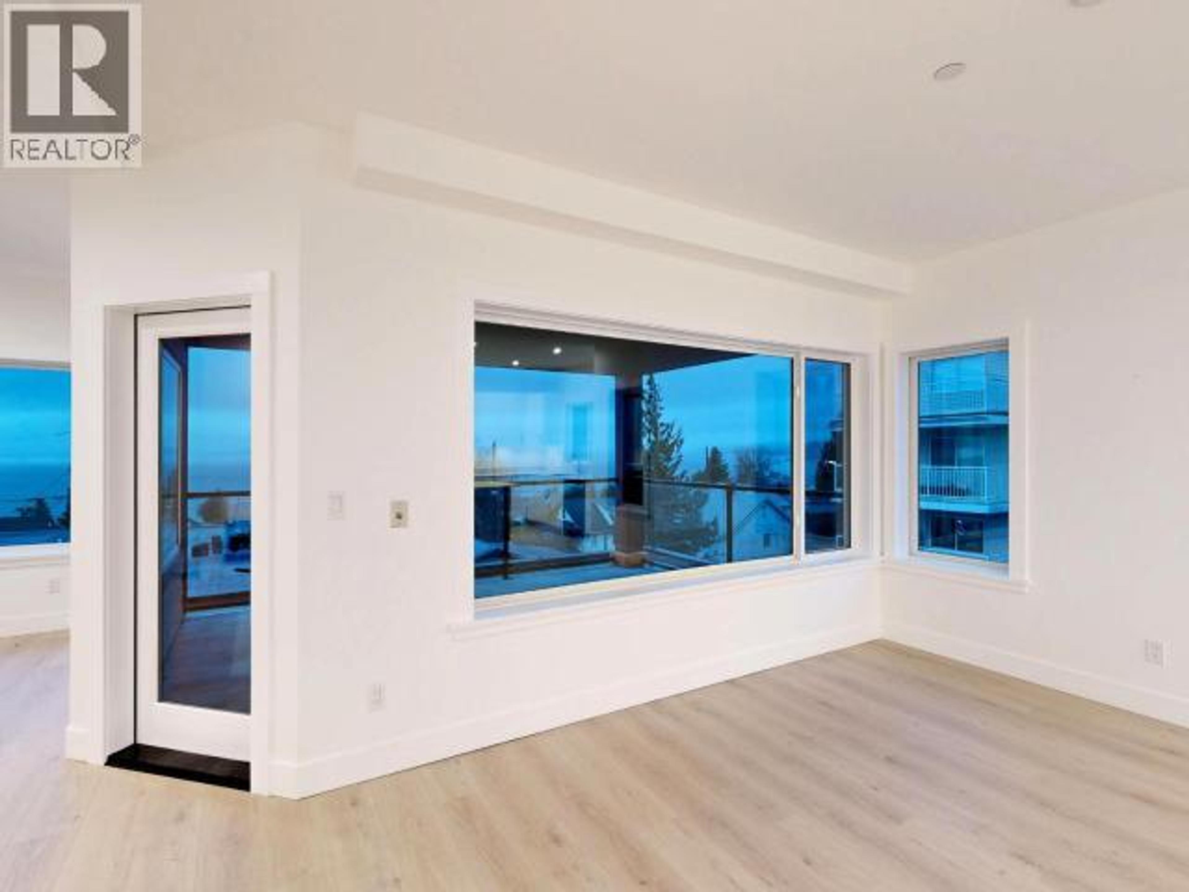 #C201 6900 BURNABY STREET - 7