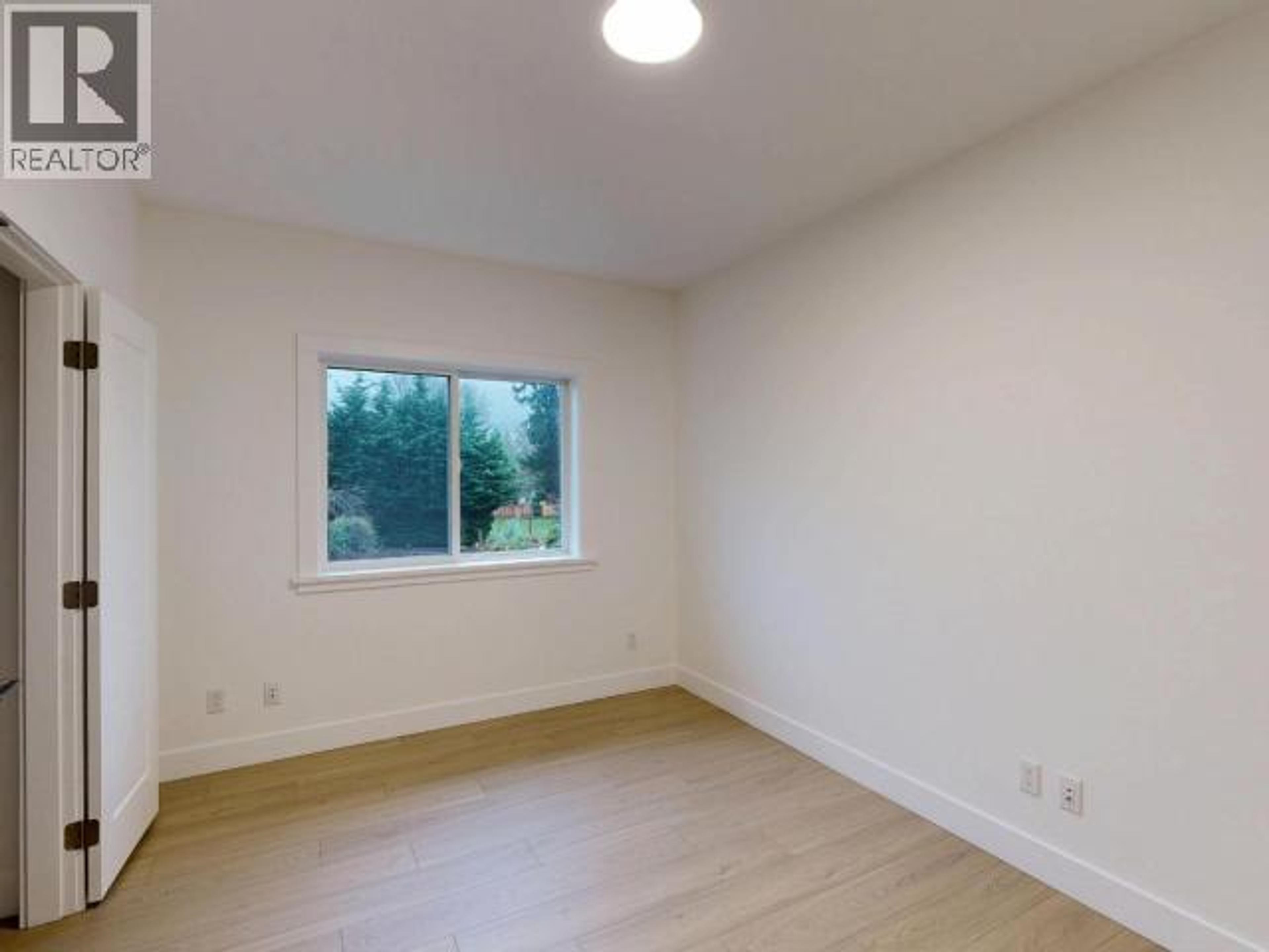 #C204 6900 BURNABY STREET - 18