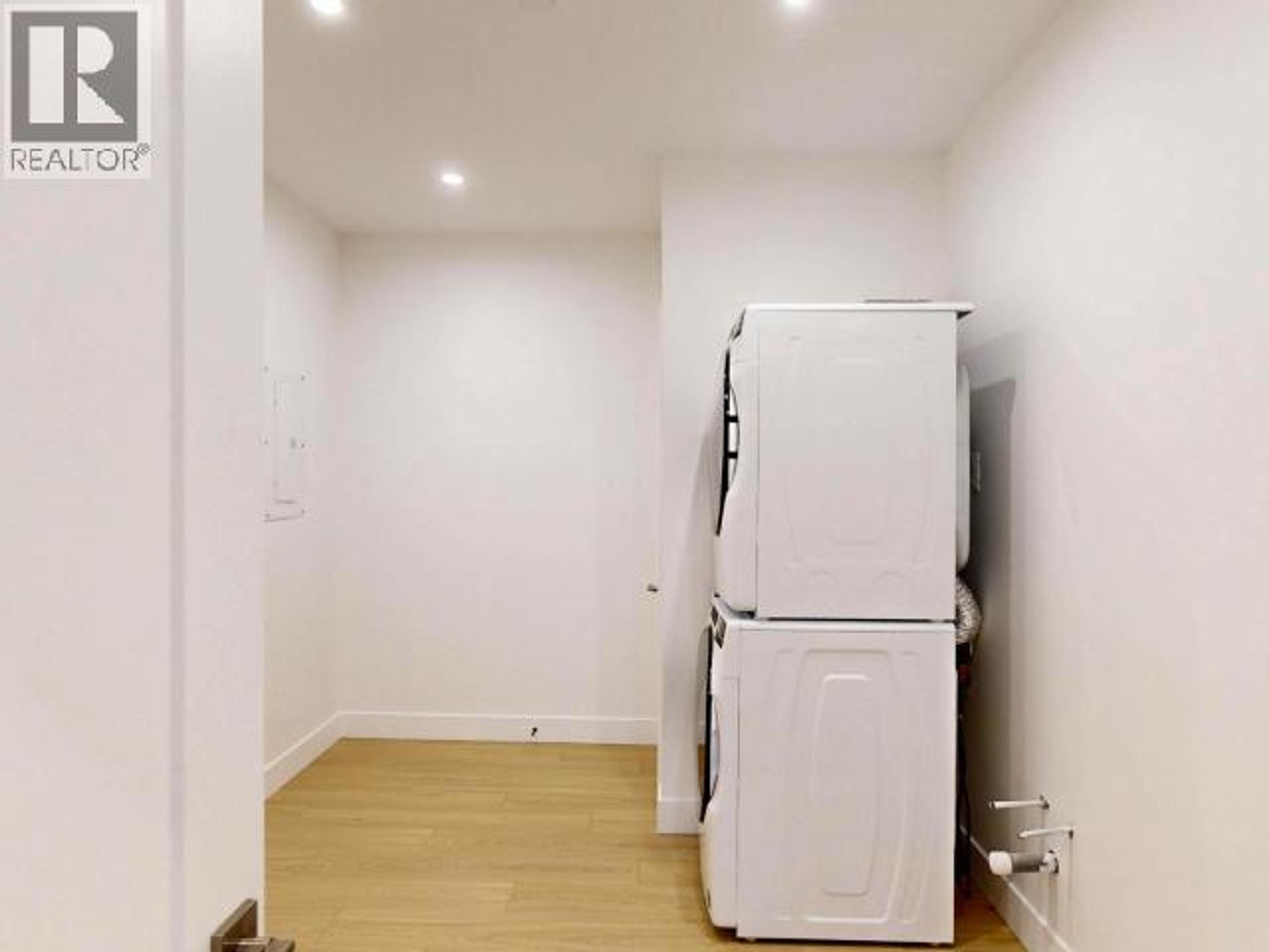 #C204 6900 BURNABY STREET - 21