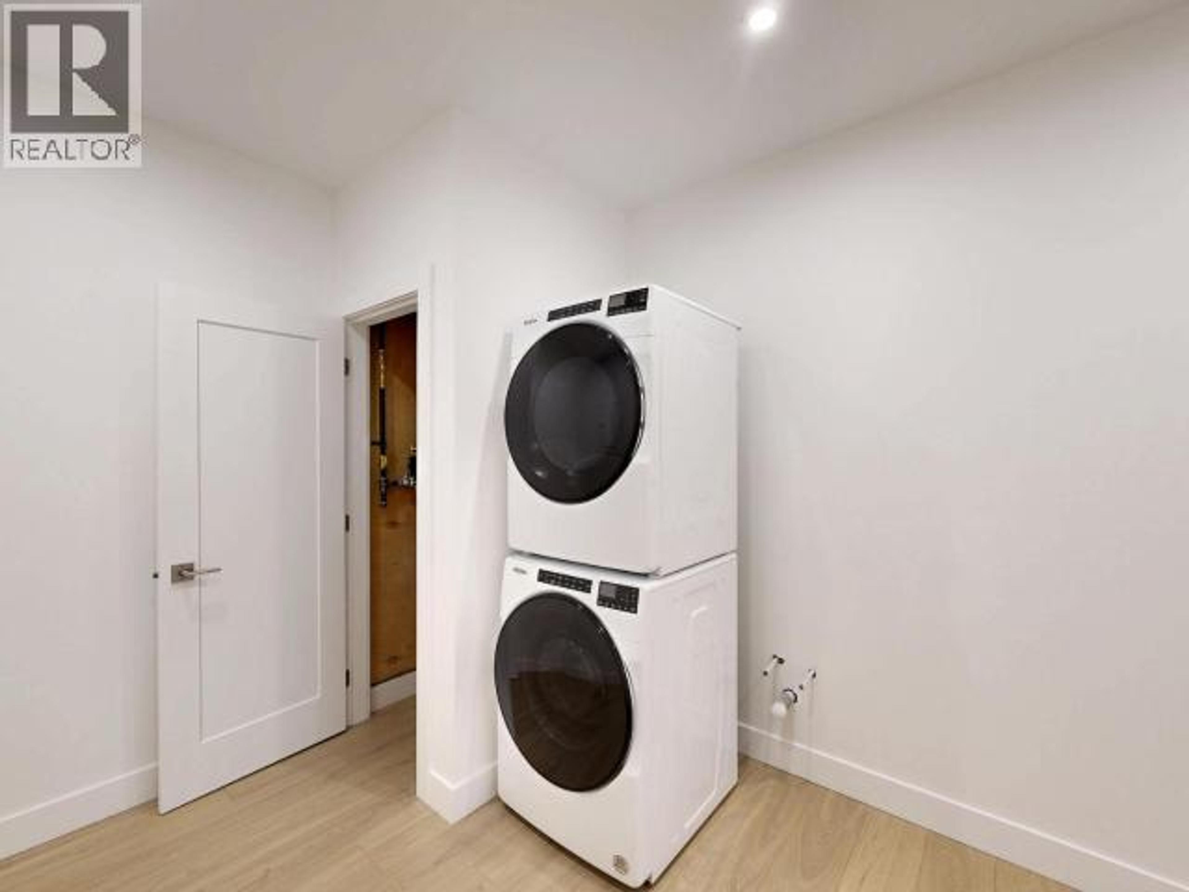 #C204 6900 BURNABY STREET - 22