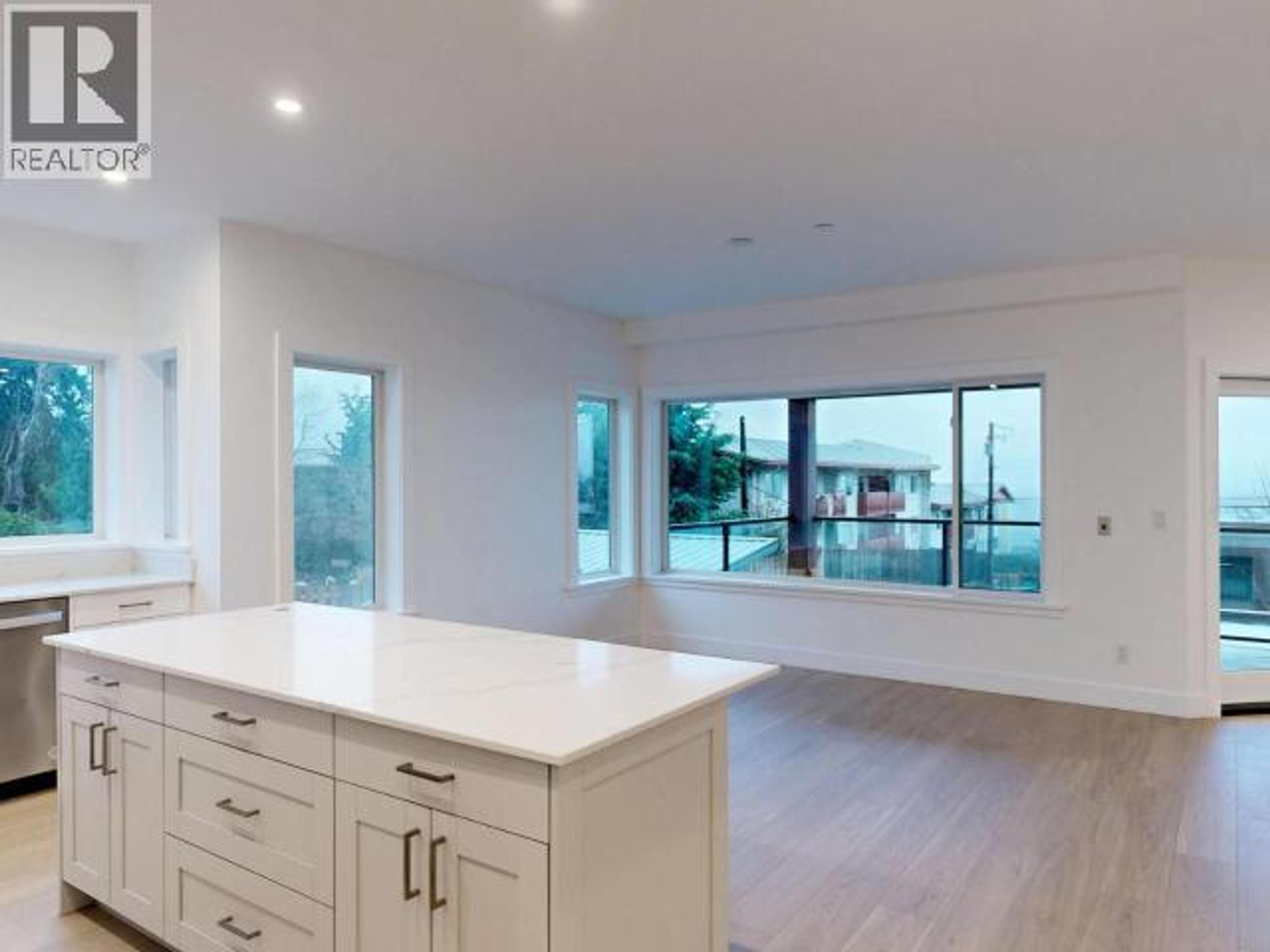 #C204 6900 BURNABY STREET - 6