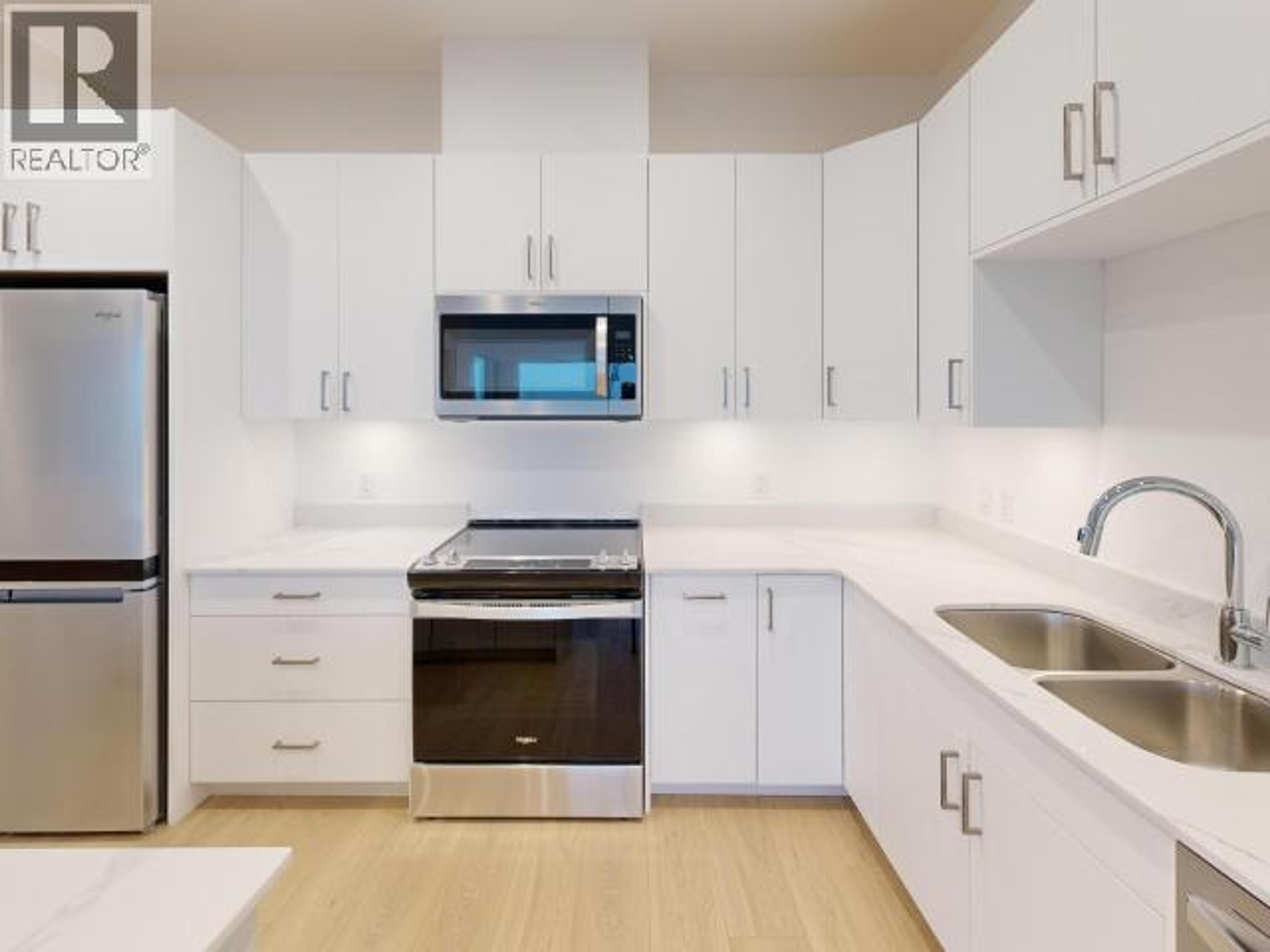 #C202 6900 BURNABY STREET - 11