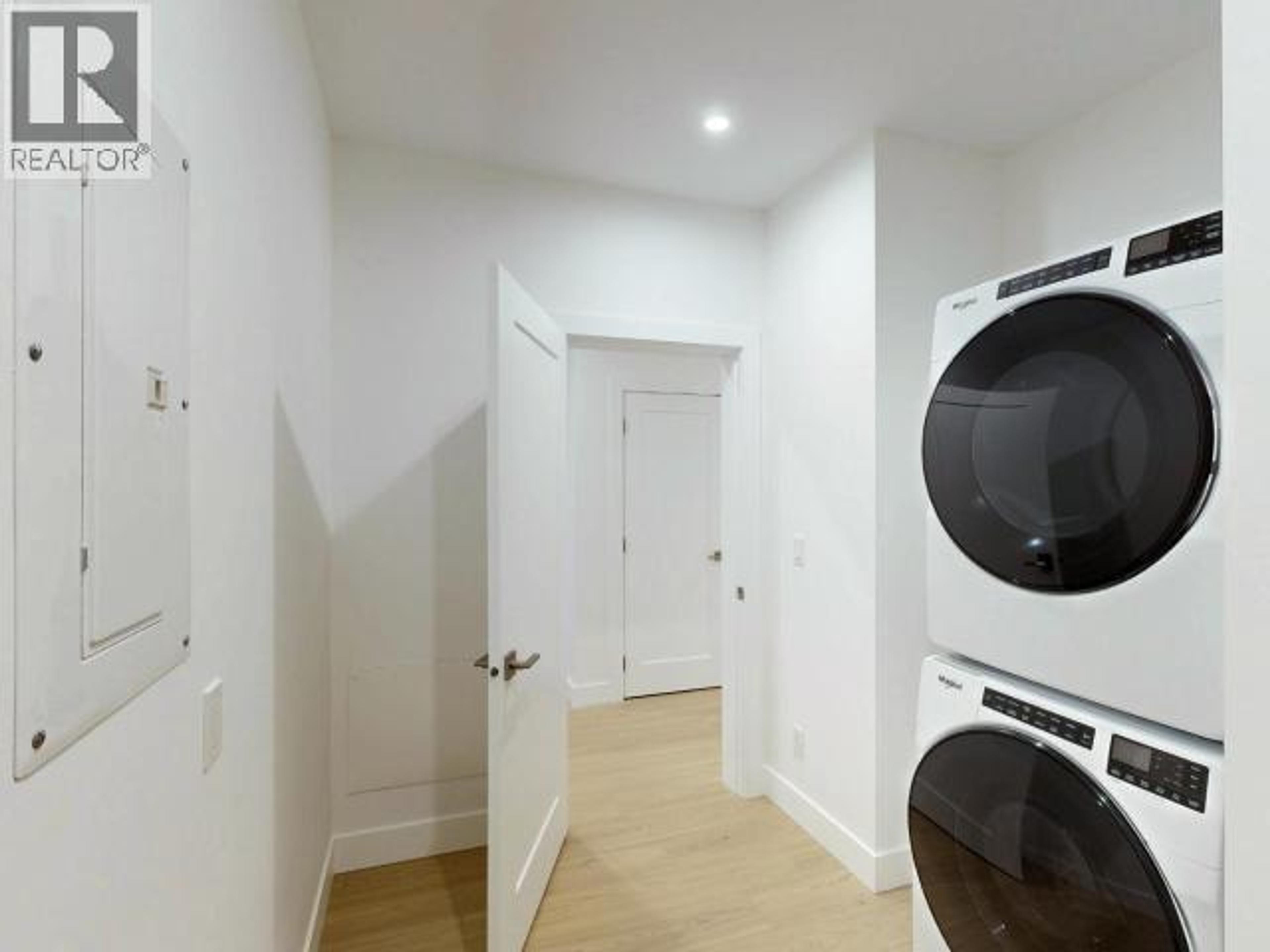 #C202 6900 BURNABY STREET - 20