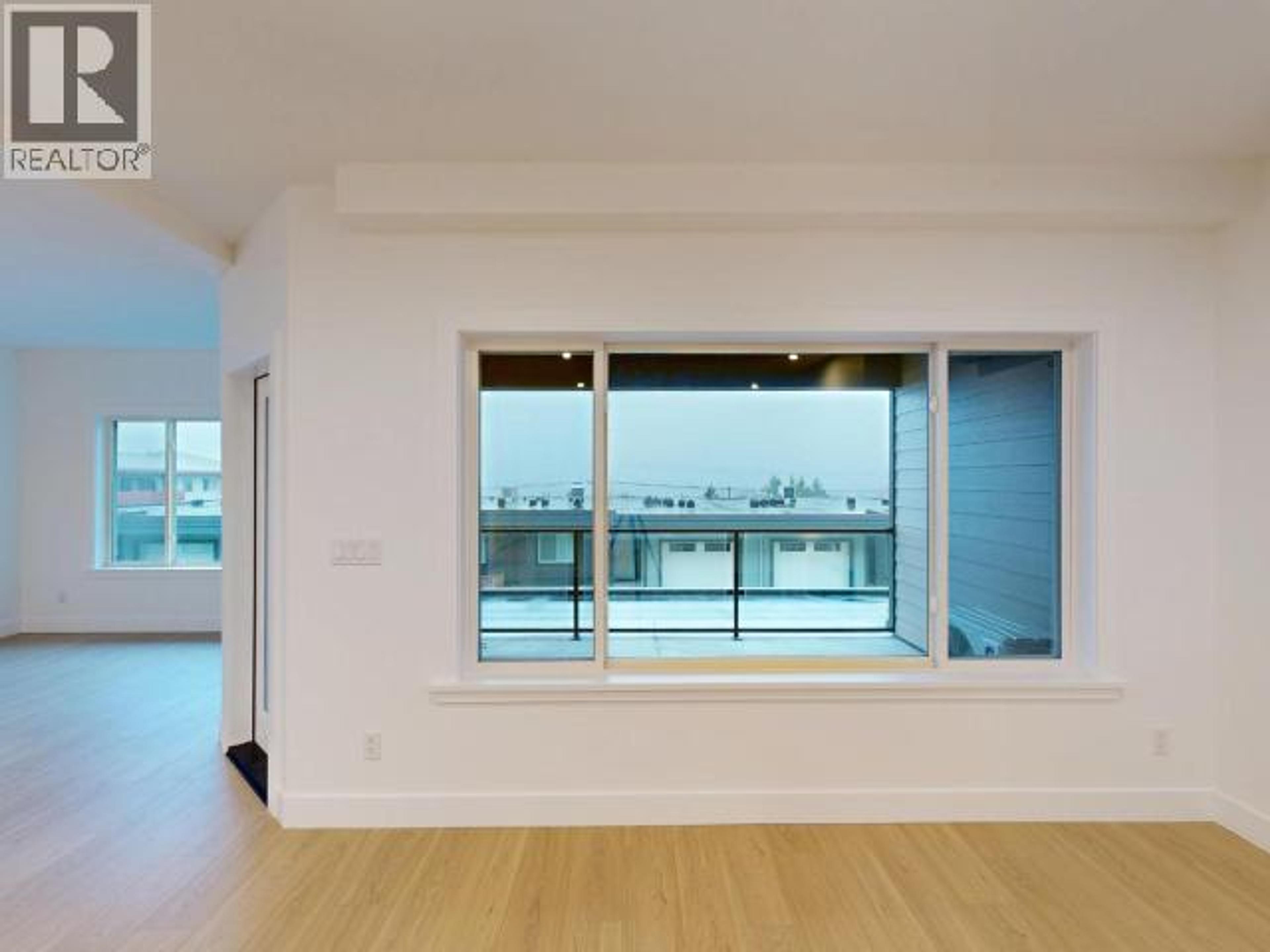 #C202 6900 BURNABY STREET - 7