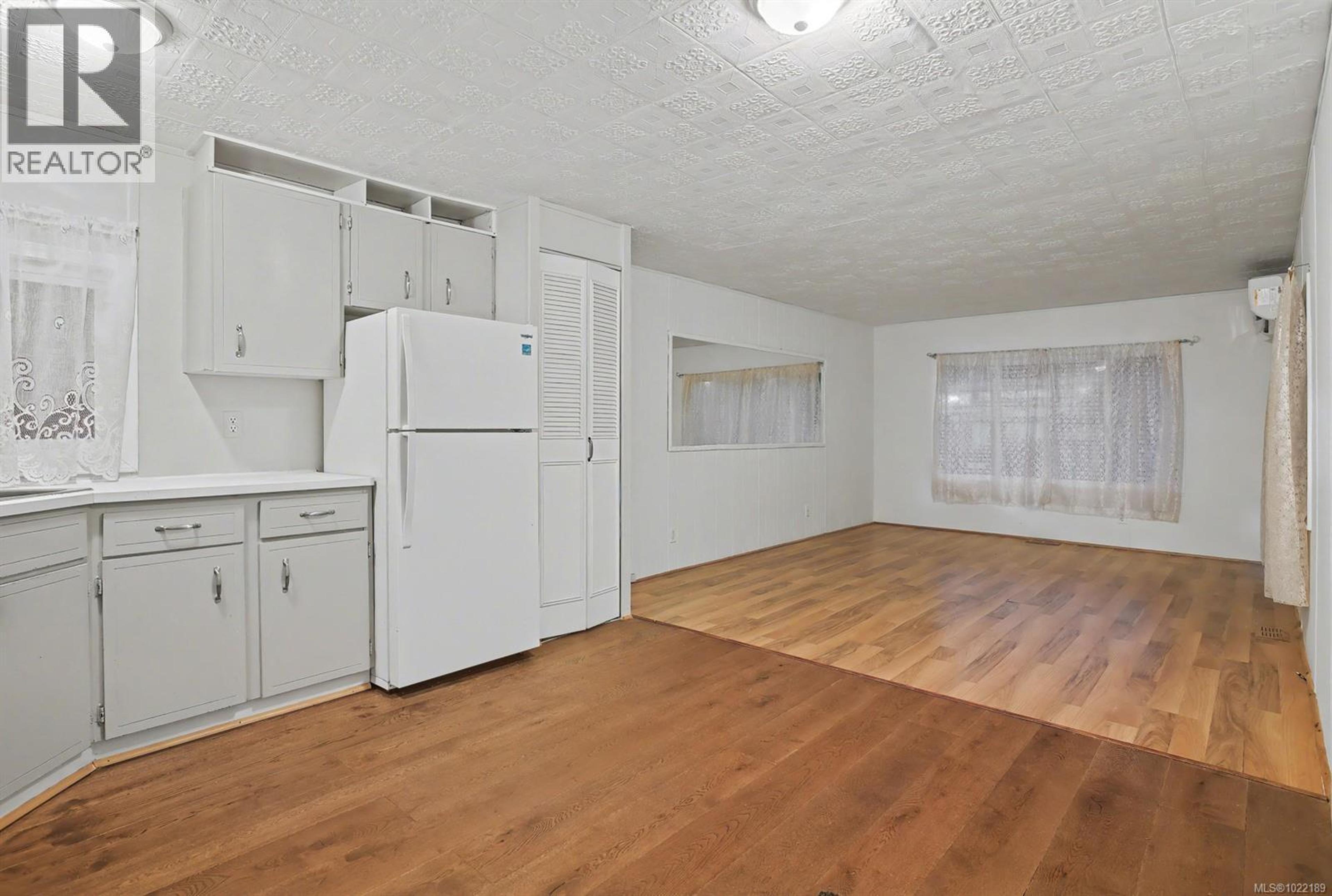 #104 1120 SHAWNIGAN MILL BAY RD - 18