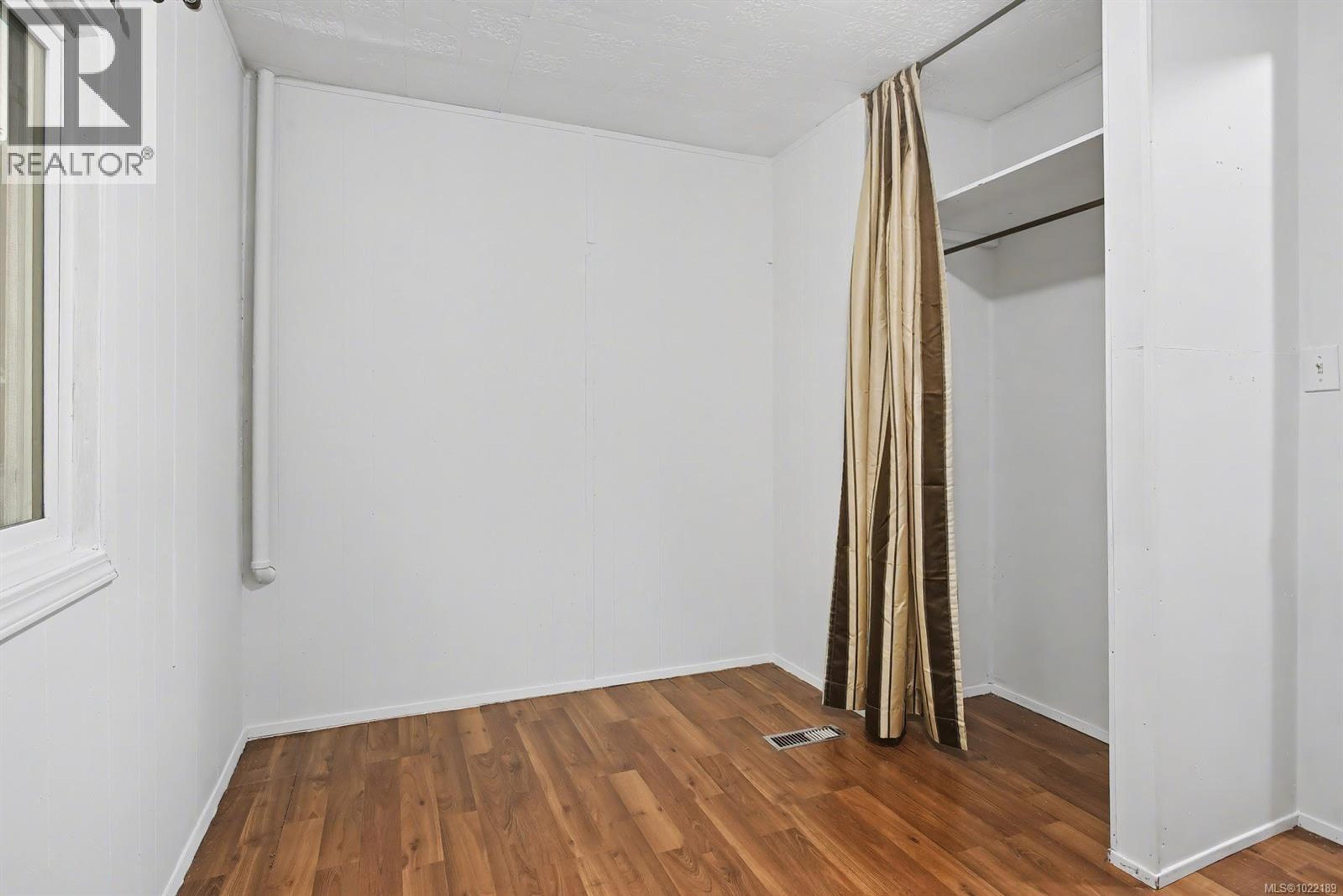 #104 1120 SHAWNIGAN MILL BAY RD - 30