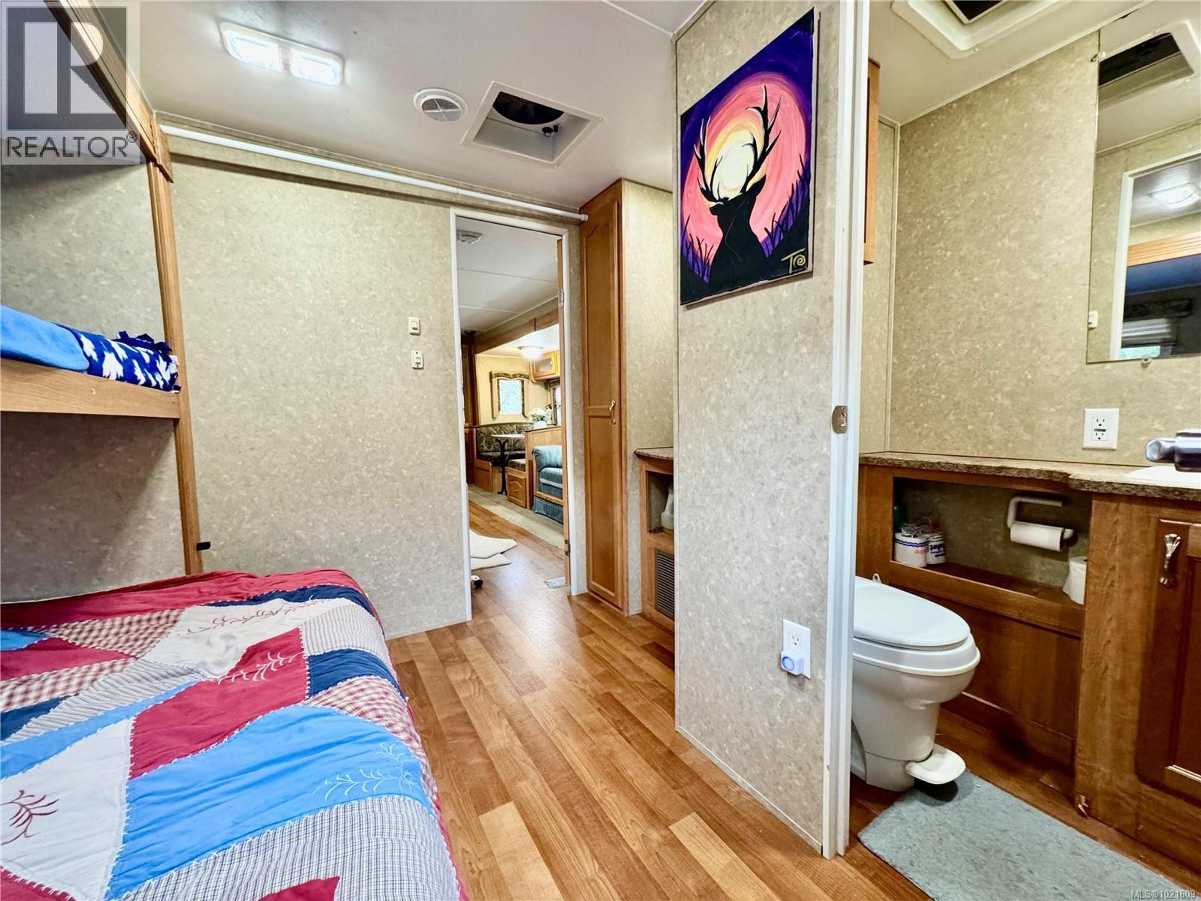 #19 8631 SOUTH SHORE RD - 16