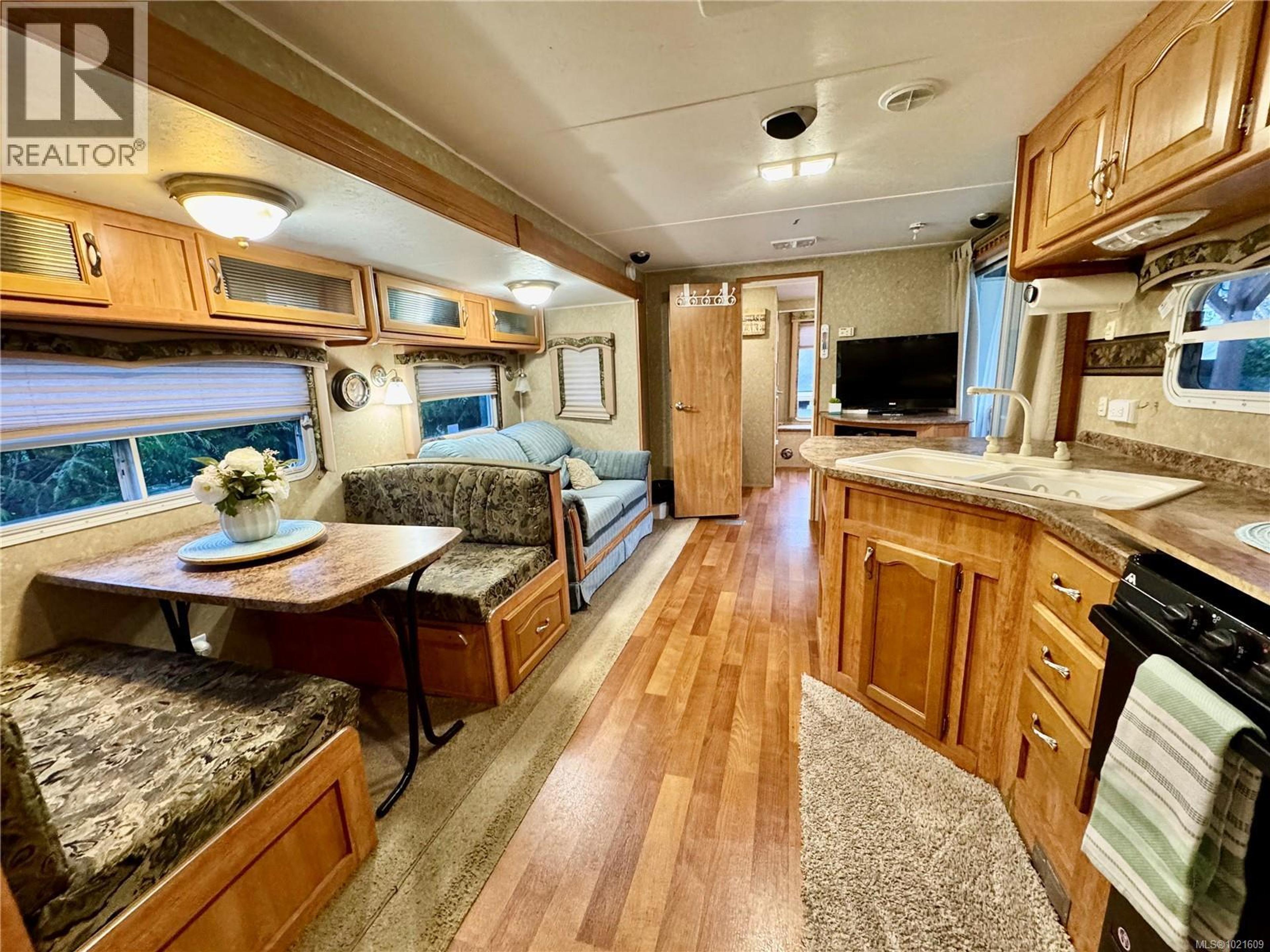 #19 8631 SOUTH SHORE RD - 17