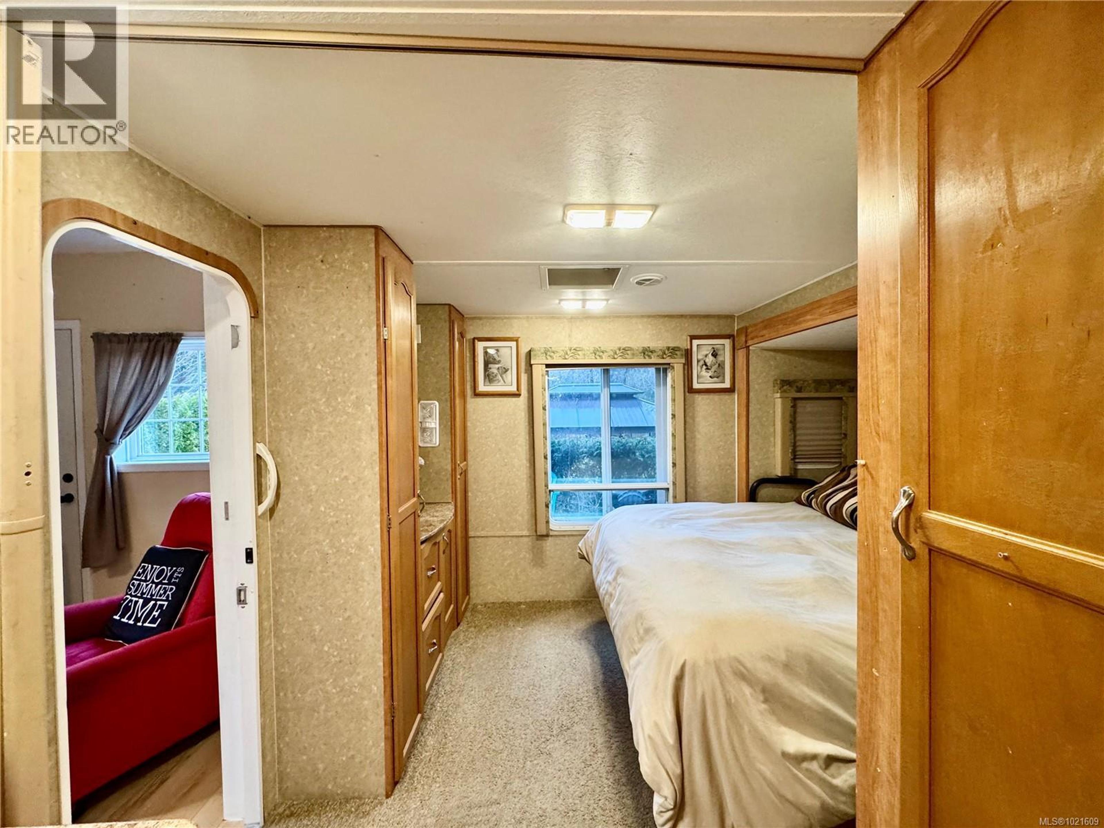 #19 8631 SOUTH SHORE RD - 21