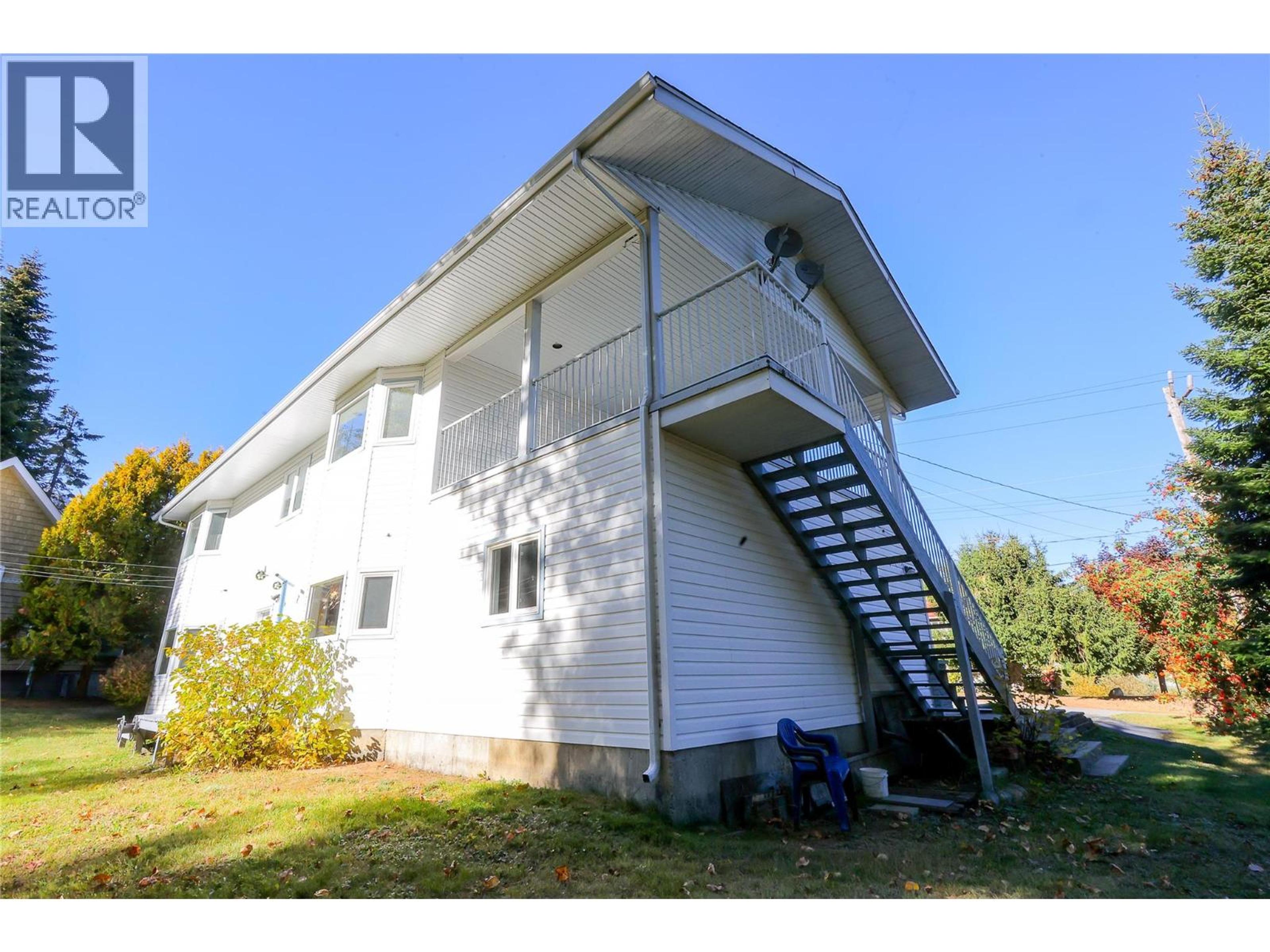 1495 VICTORIA AVENUE - 45