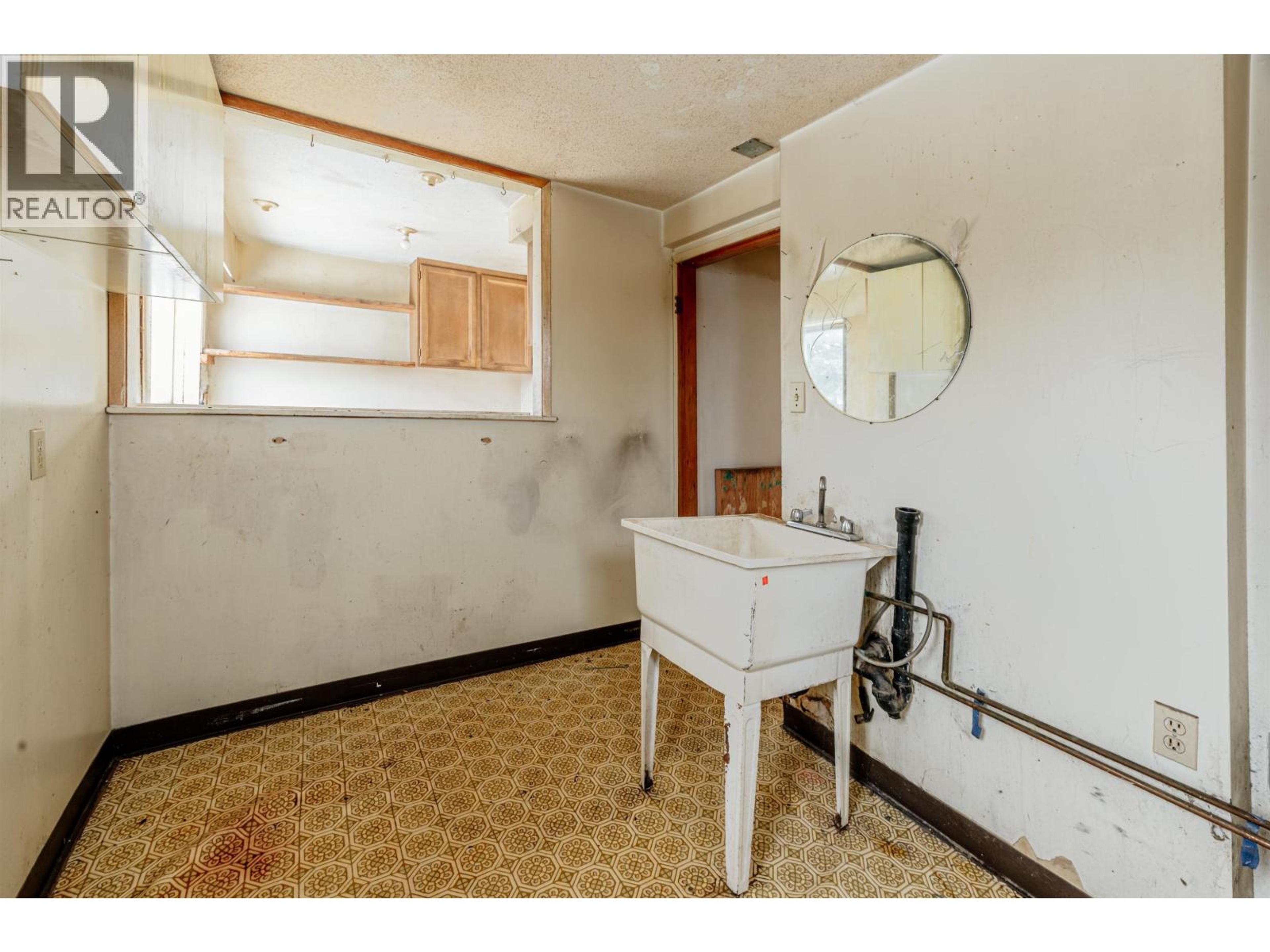 1436 S CARIBOO 97 HIGHWAY - 22