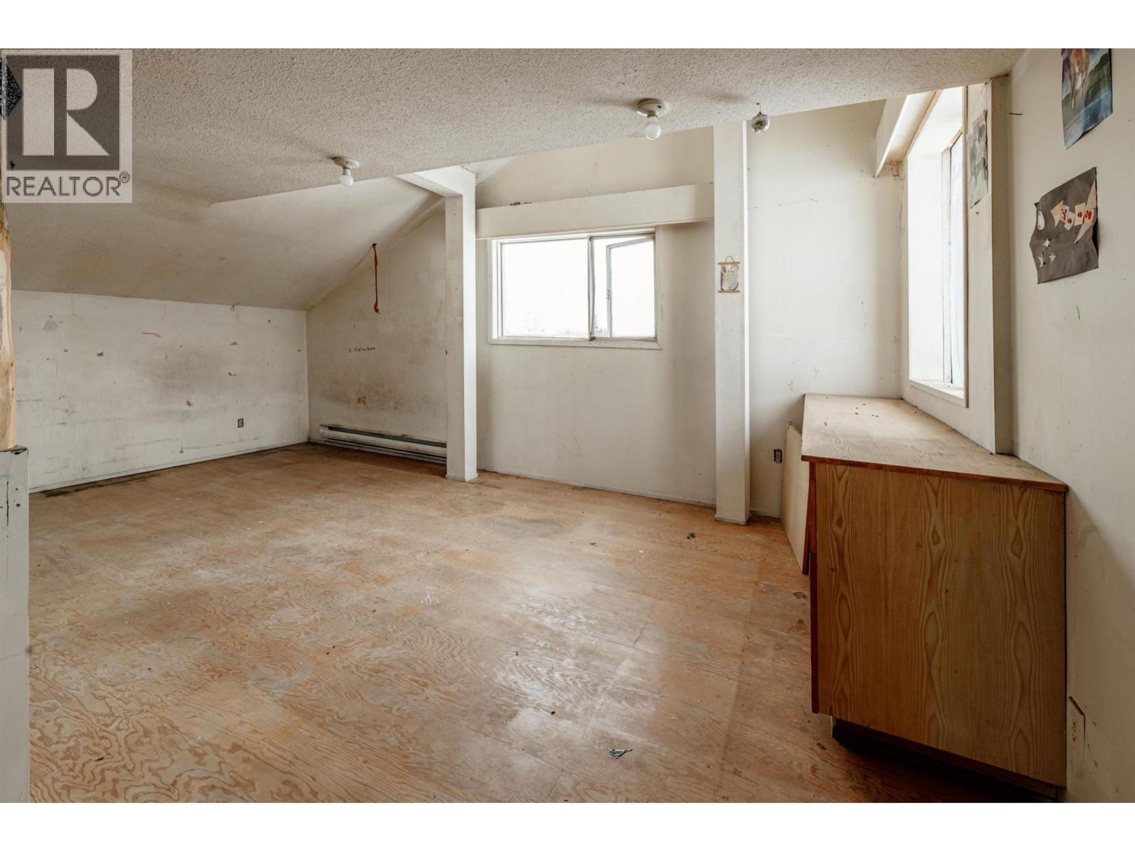 1436 S CARIBOO 97 HIGHWAY - 28