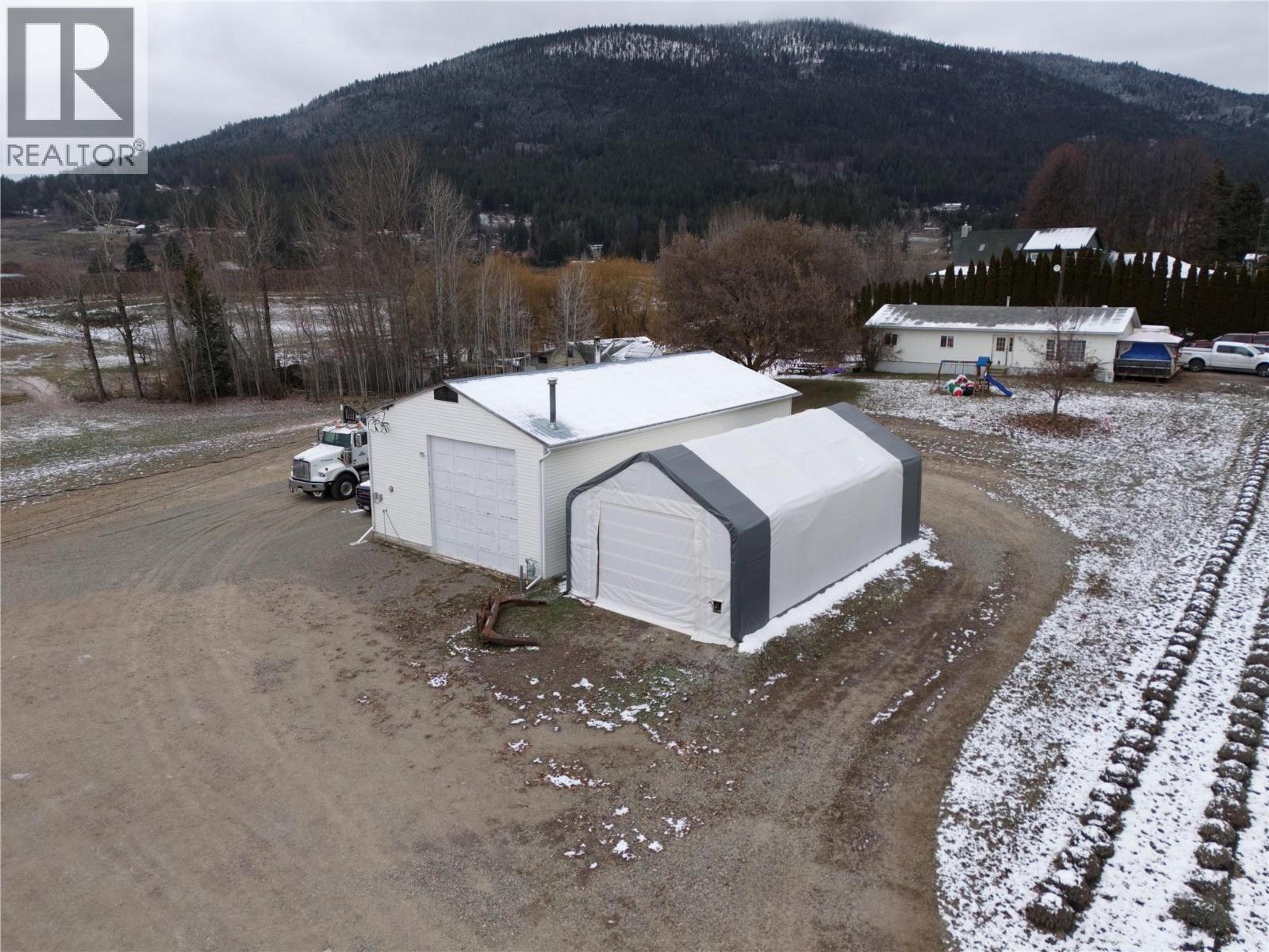 105 36 AVENUE - Image 1