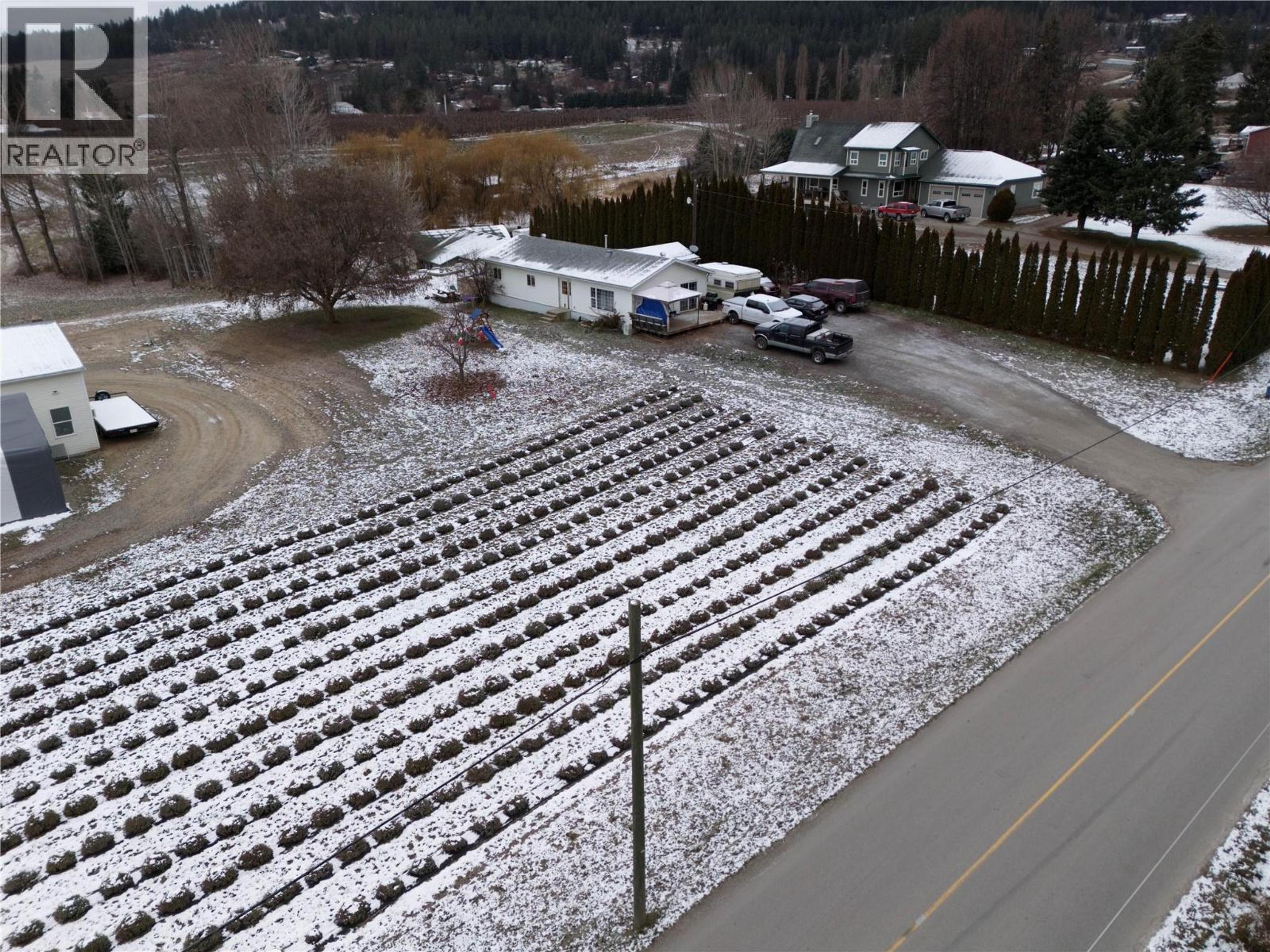 105 36 AVENUE - Image 9