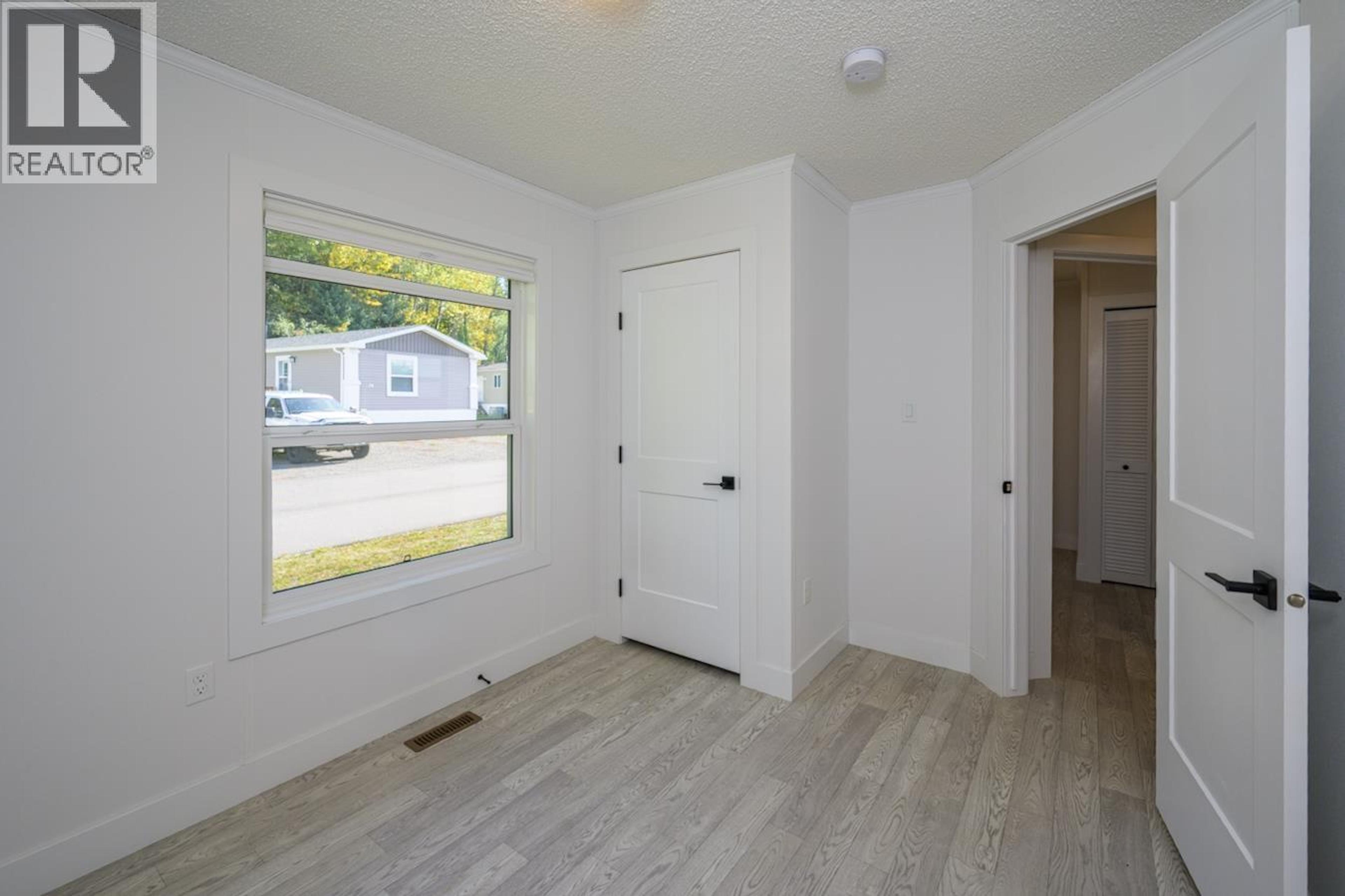 #11 5164 HART HIGHWAY - 28