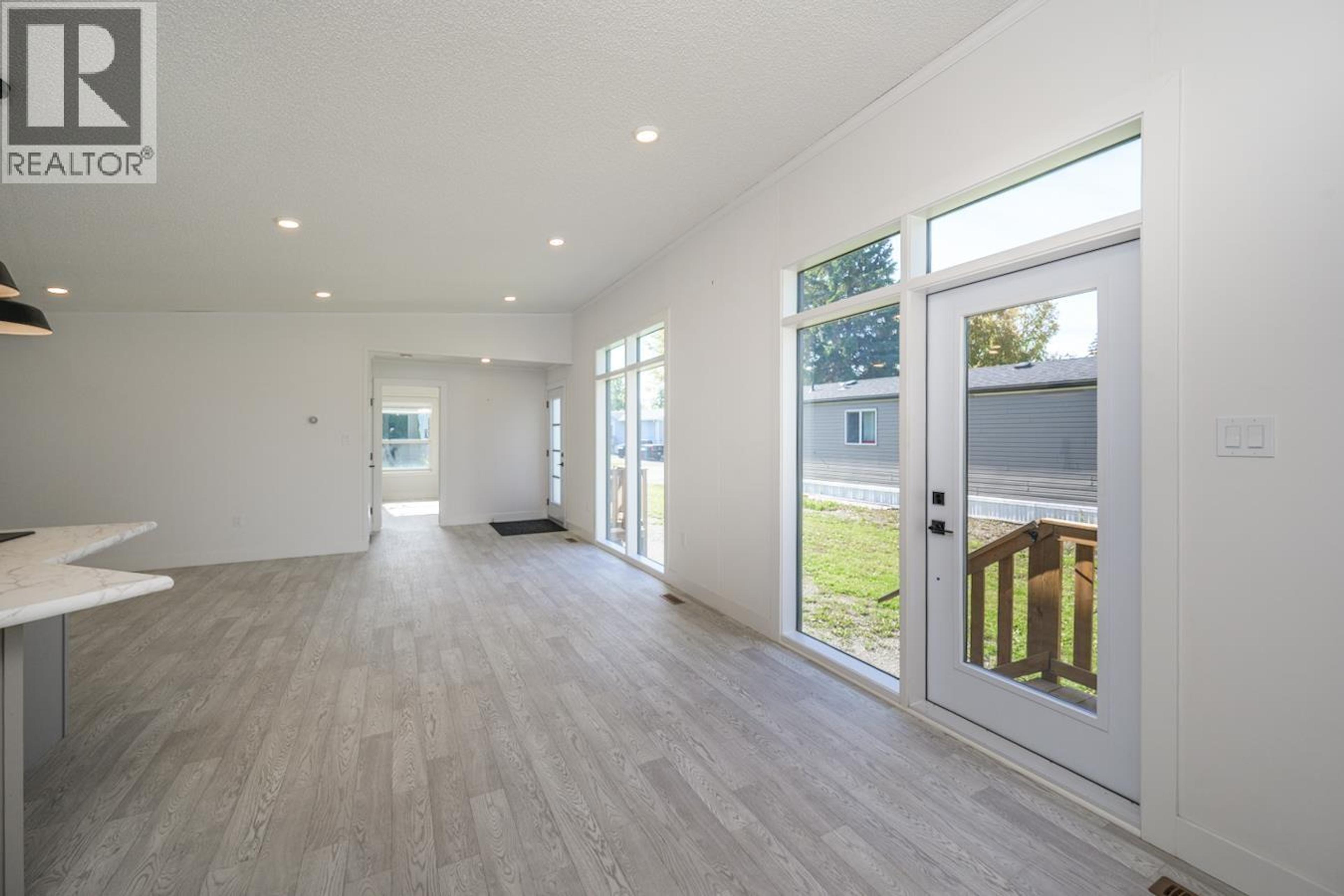 #11 5164 HART HIGHWAY - 11