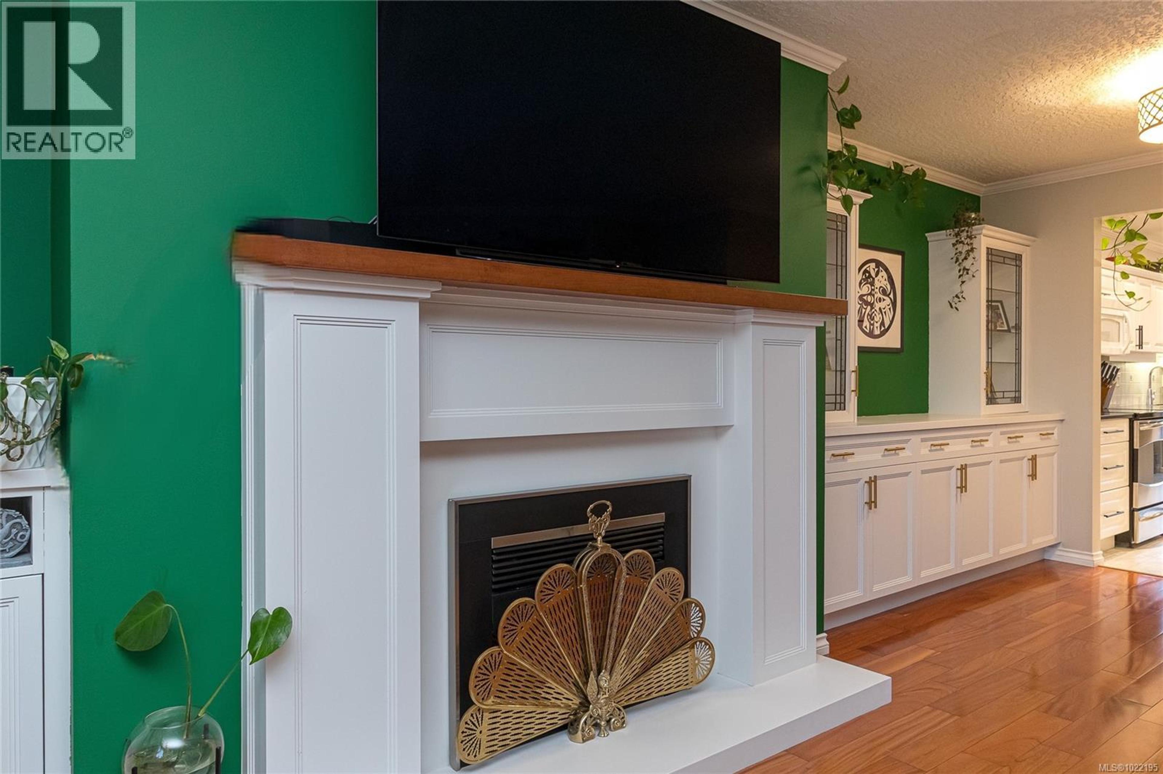 #33 909 ADMIRALS RD - 10