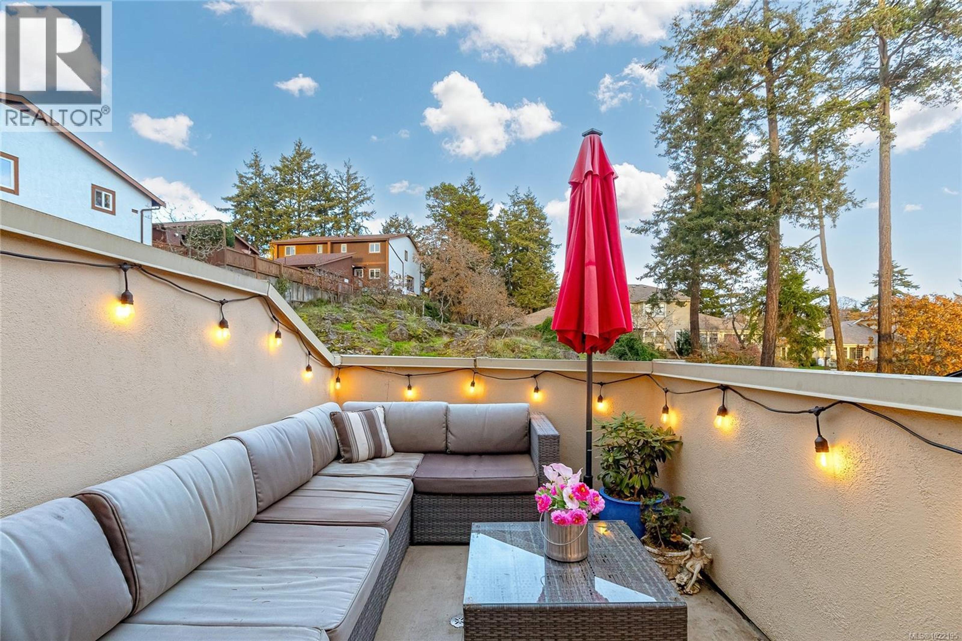 #33 909 ADMIRALS RD - Image 2