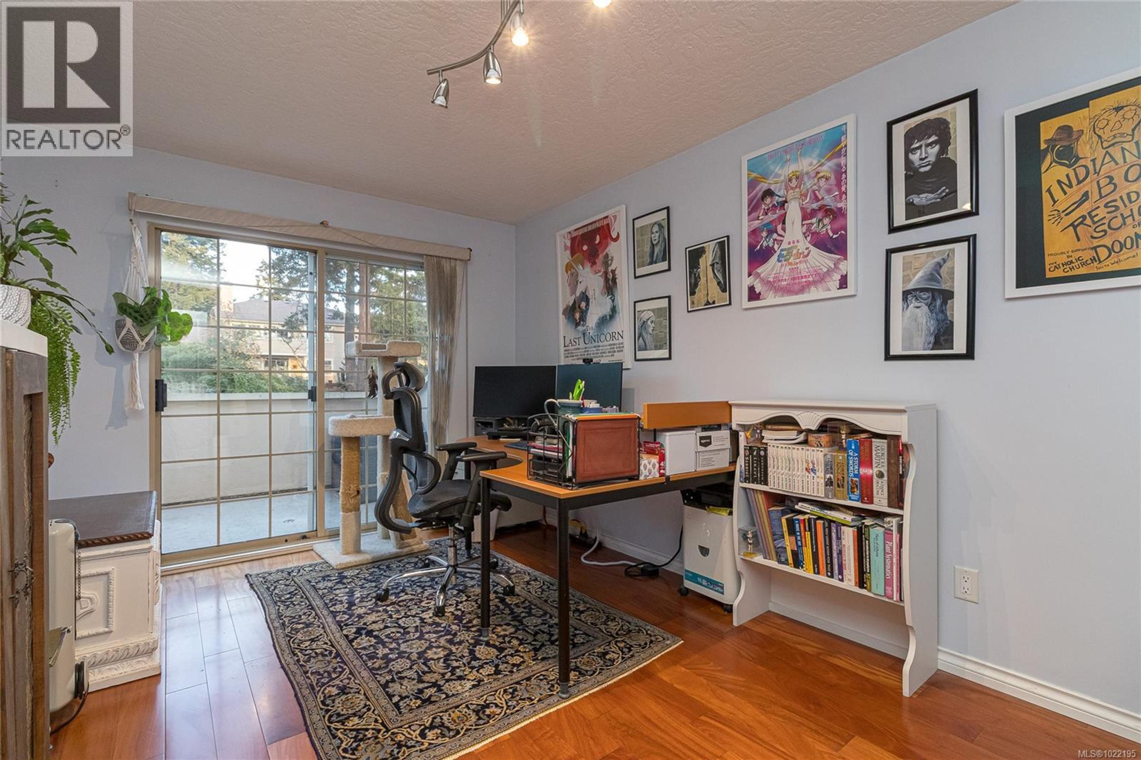 #33 909 ADMIRALS RD - 31