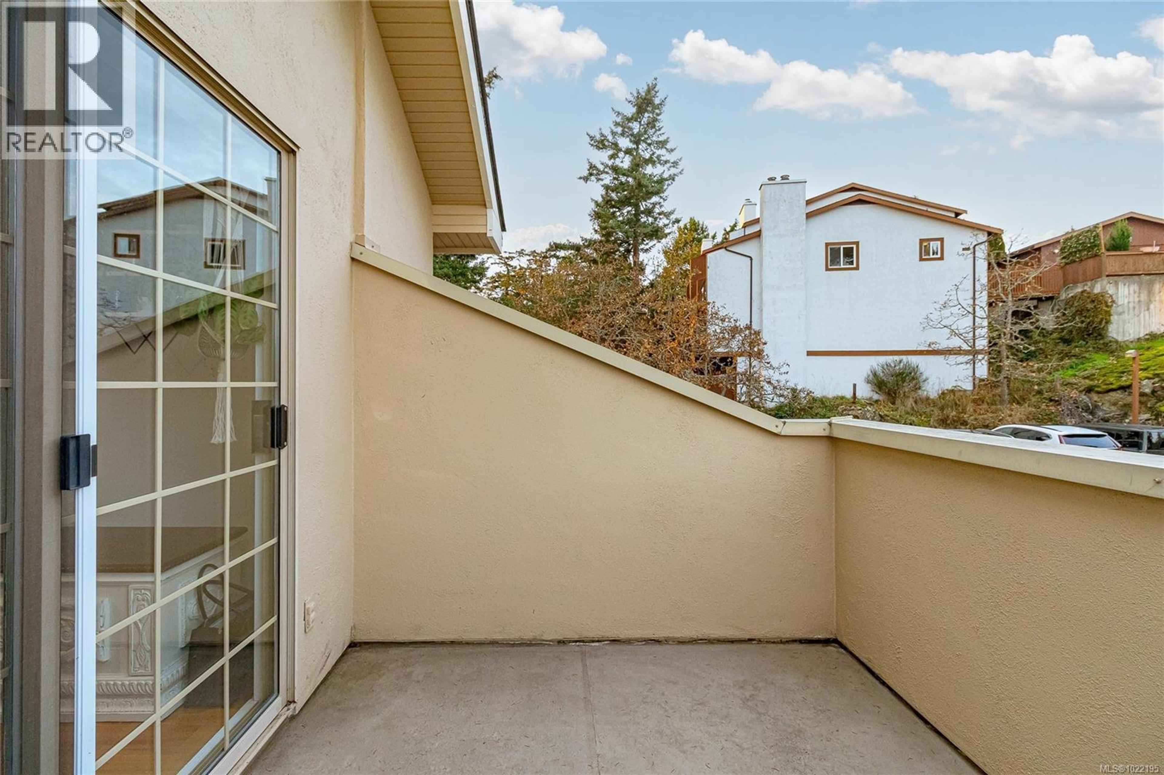 #33 909 ADMIRALS RD - 39