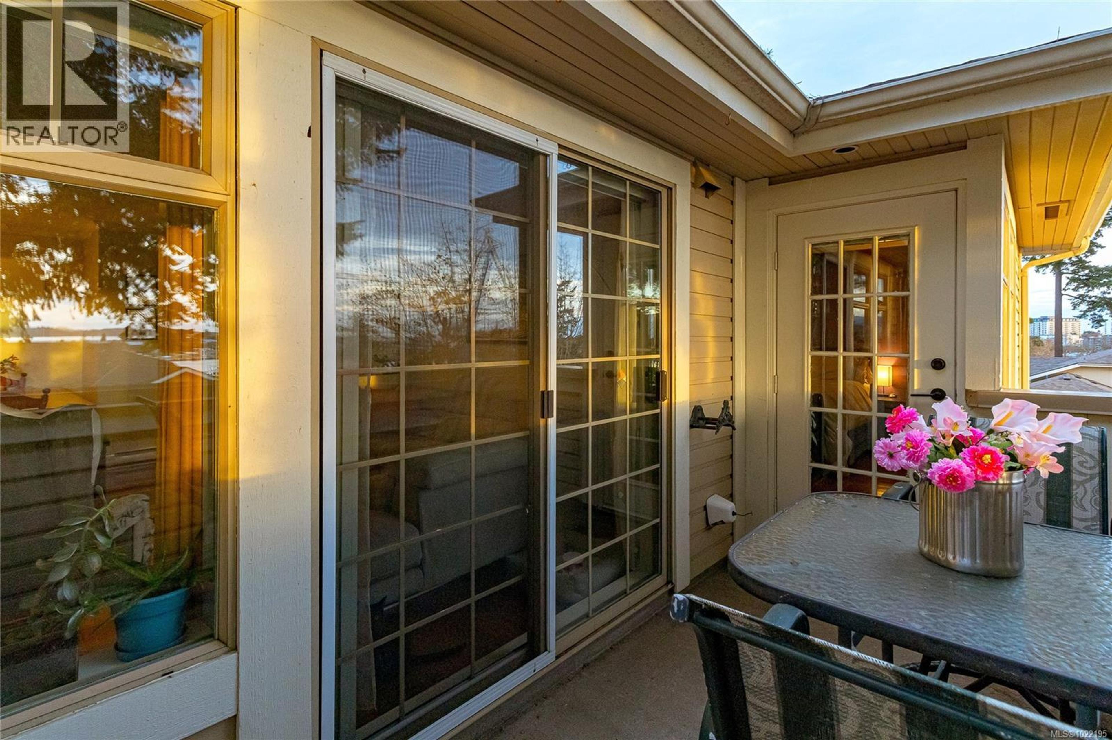 #33 909 ADMIRALS RD - 42