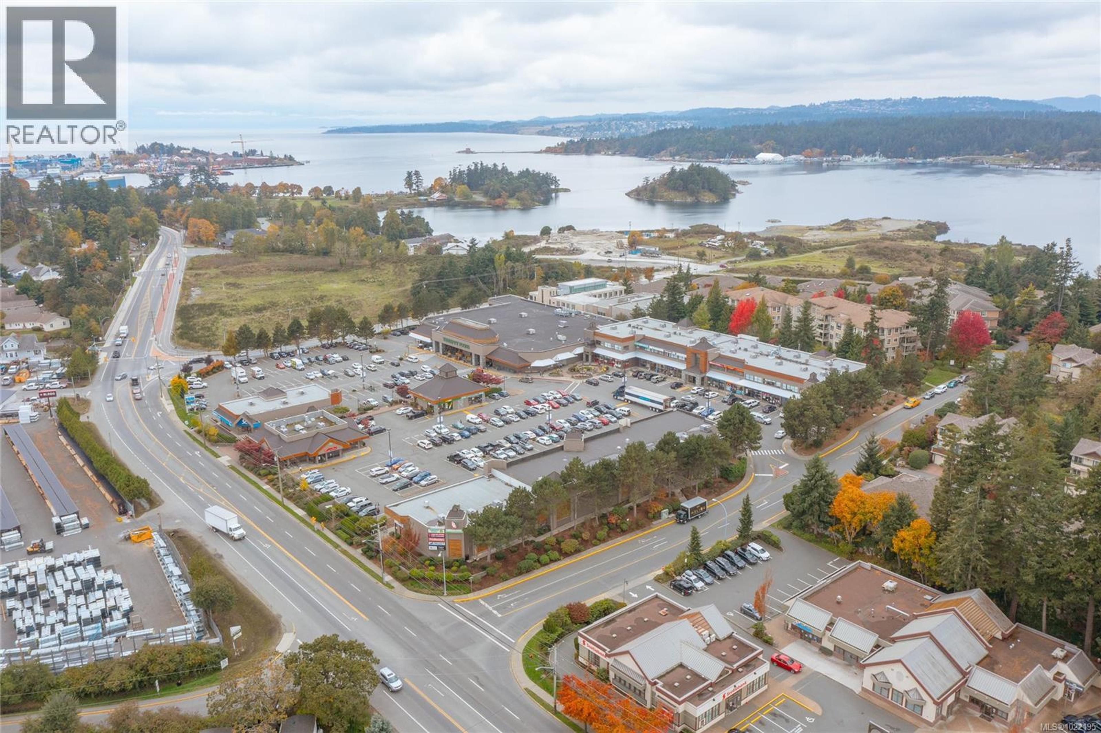 #33 909 ADMIRALS RD - 51