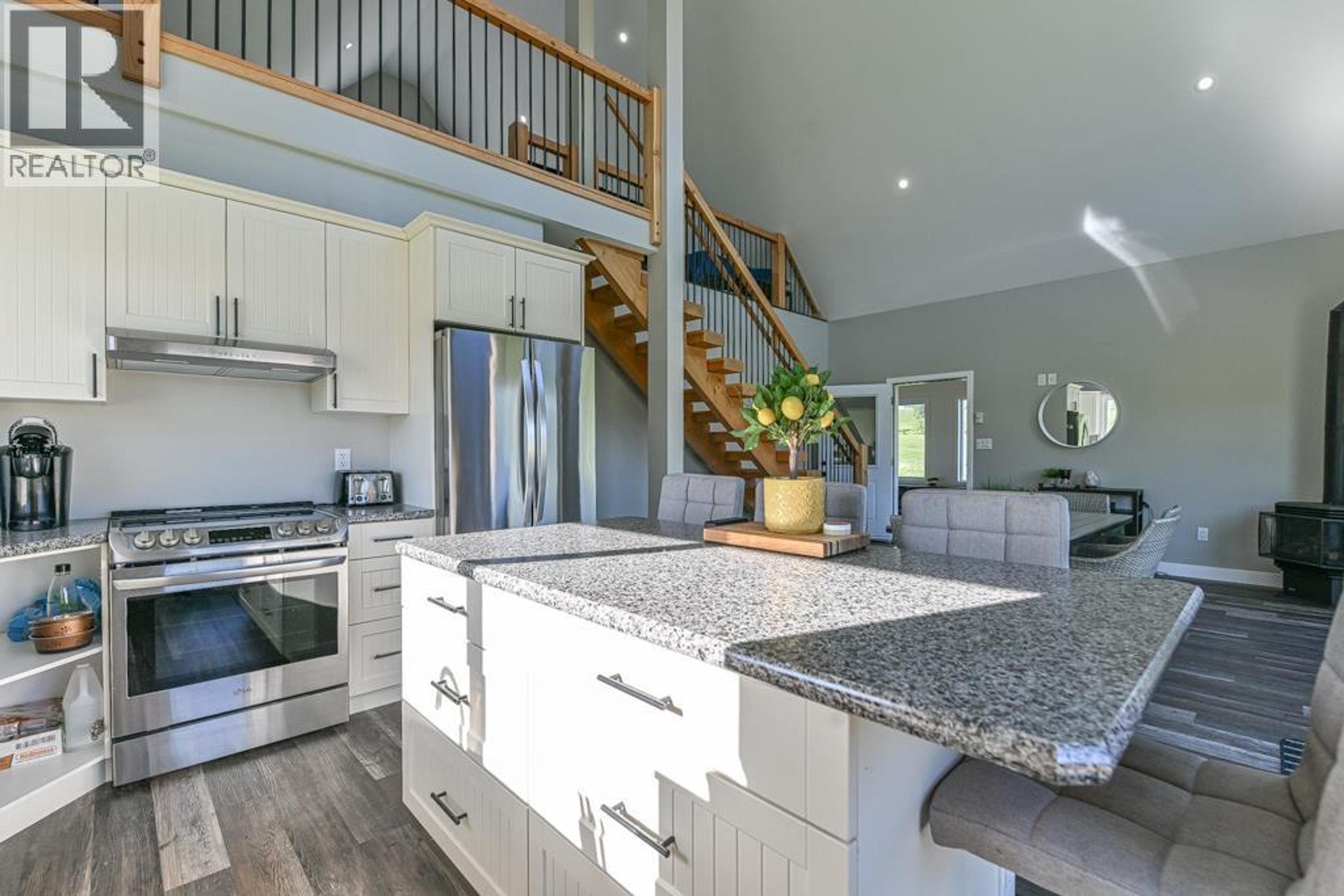 3963 CANIMVIEW DRIVE - 25