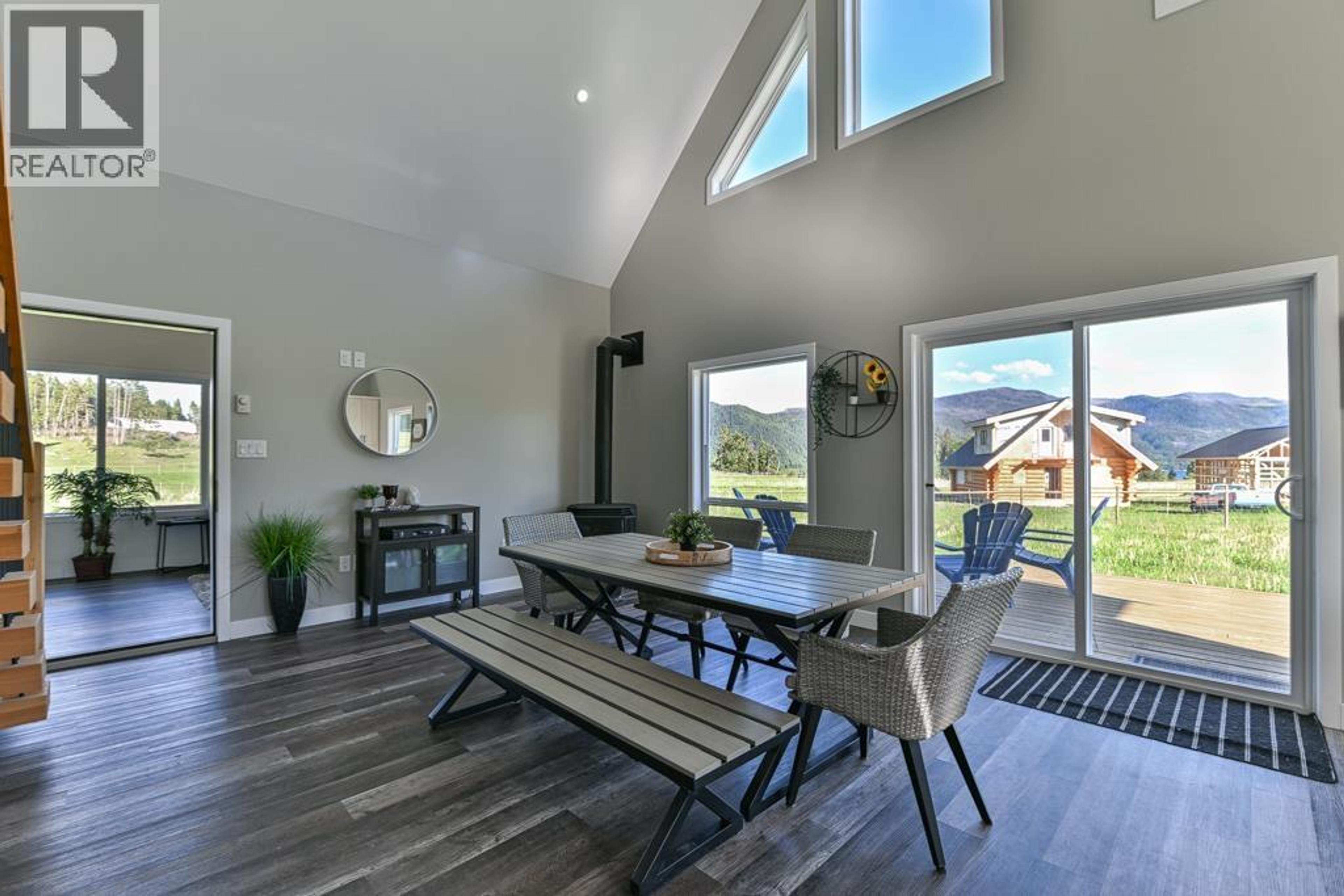 3963 CANIMVIEW DRIVE - 27