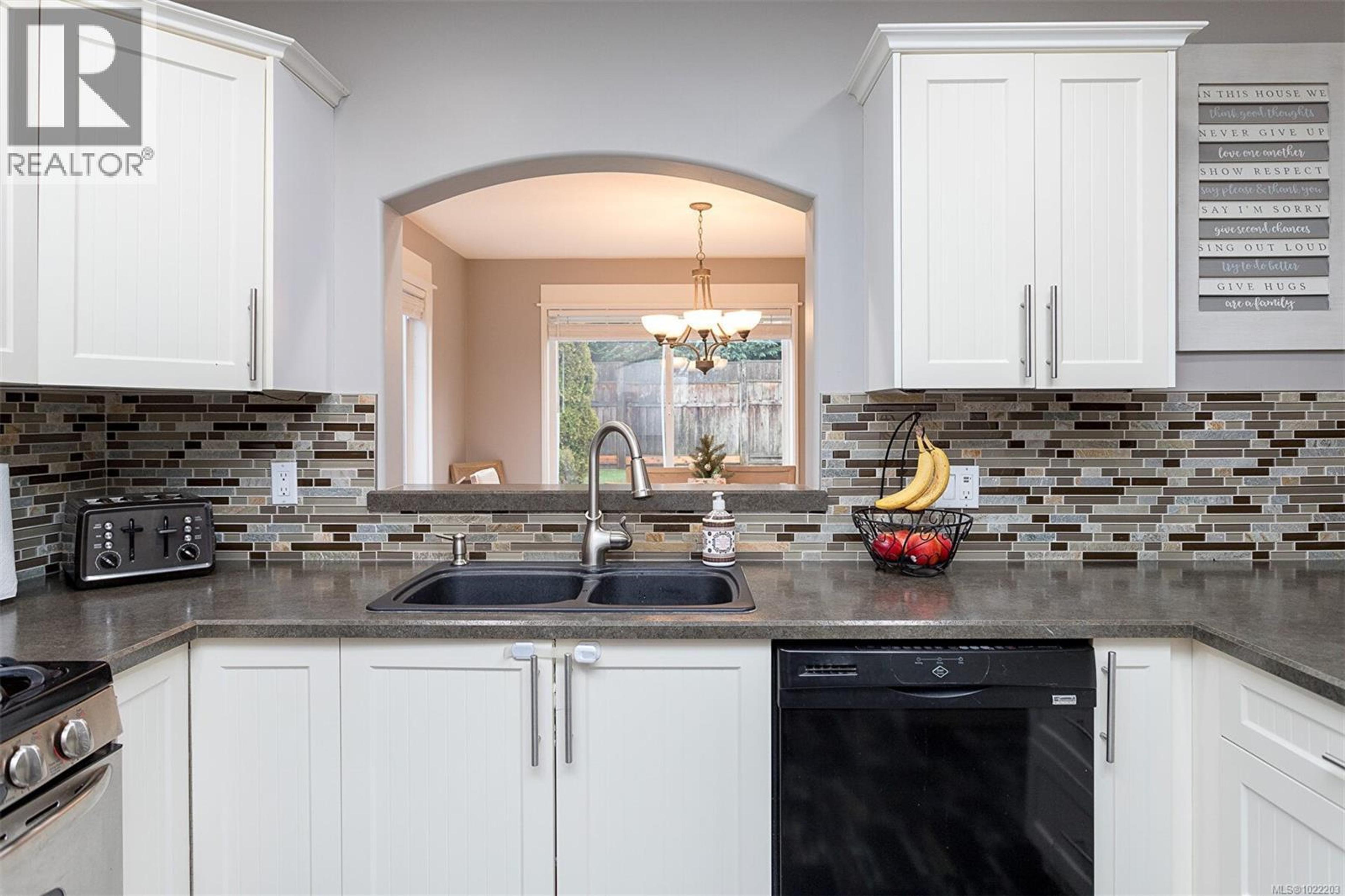 3649 HOLLAND AVE - 14