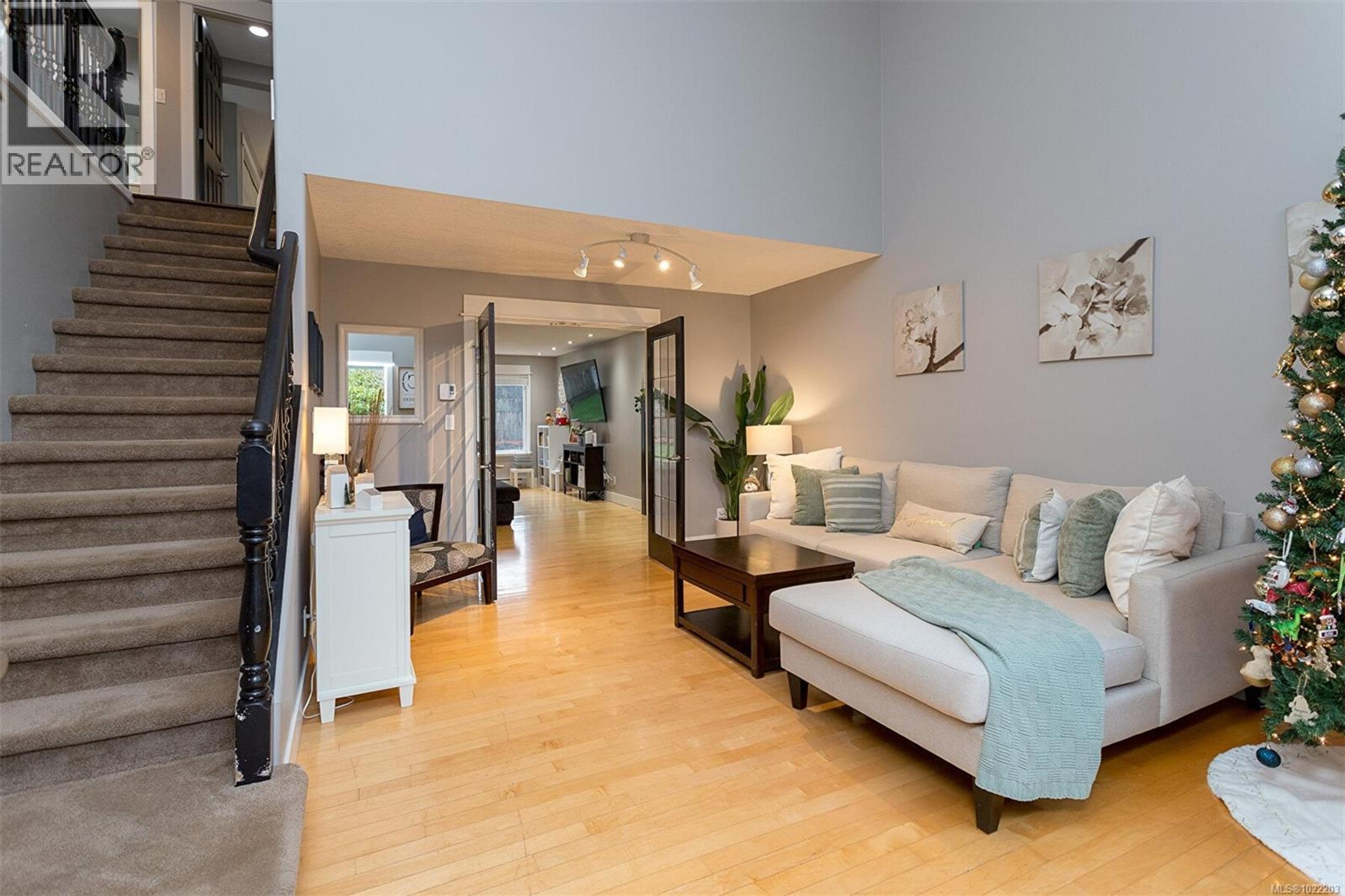 3649 HOLLAND AVE - Image 3