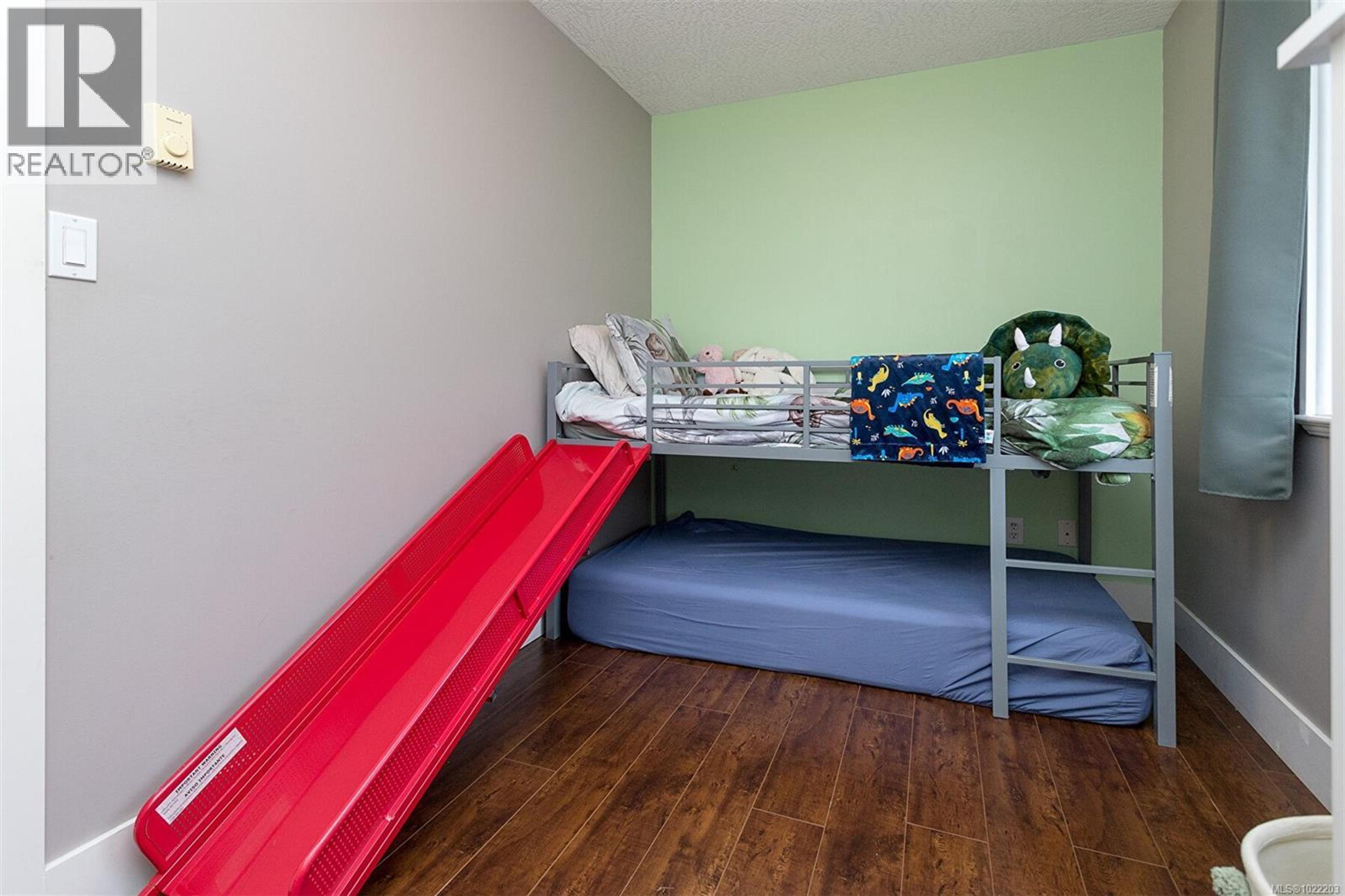 3649 HOLLAND AVE - 27