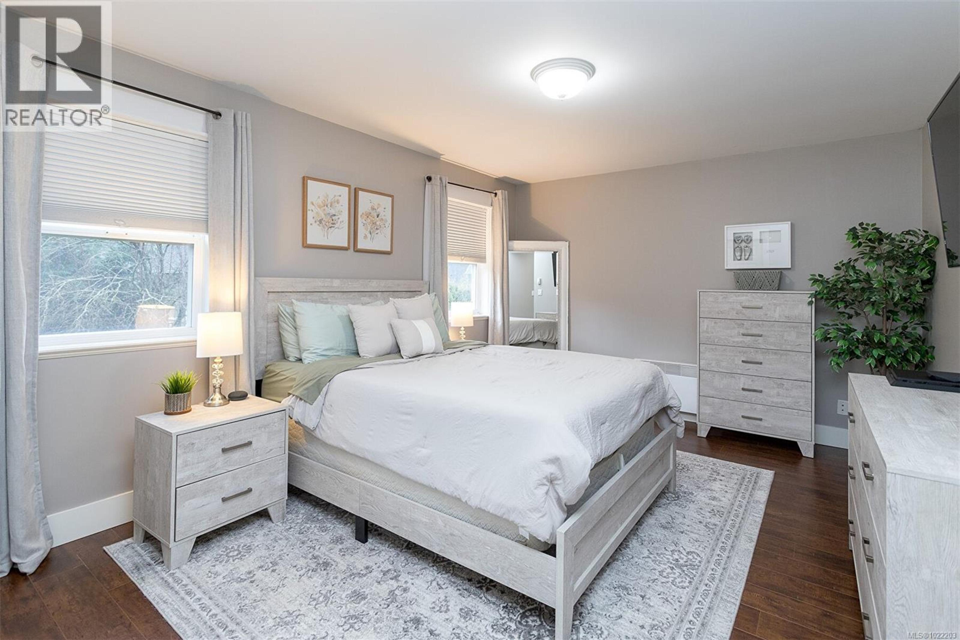 3649 HOLLAND AVE - 19