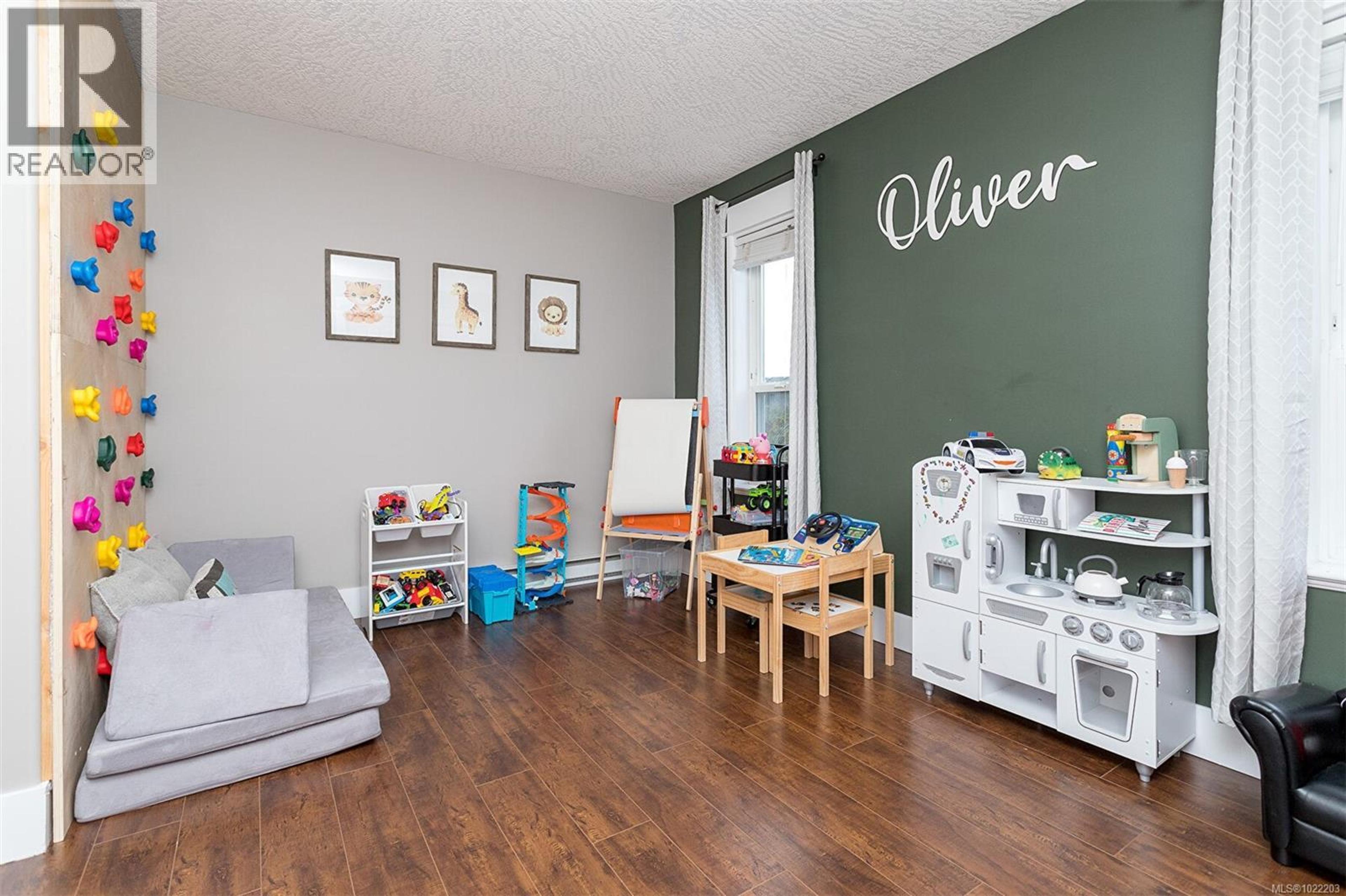 3649 HOLLAND AVE - 25