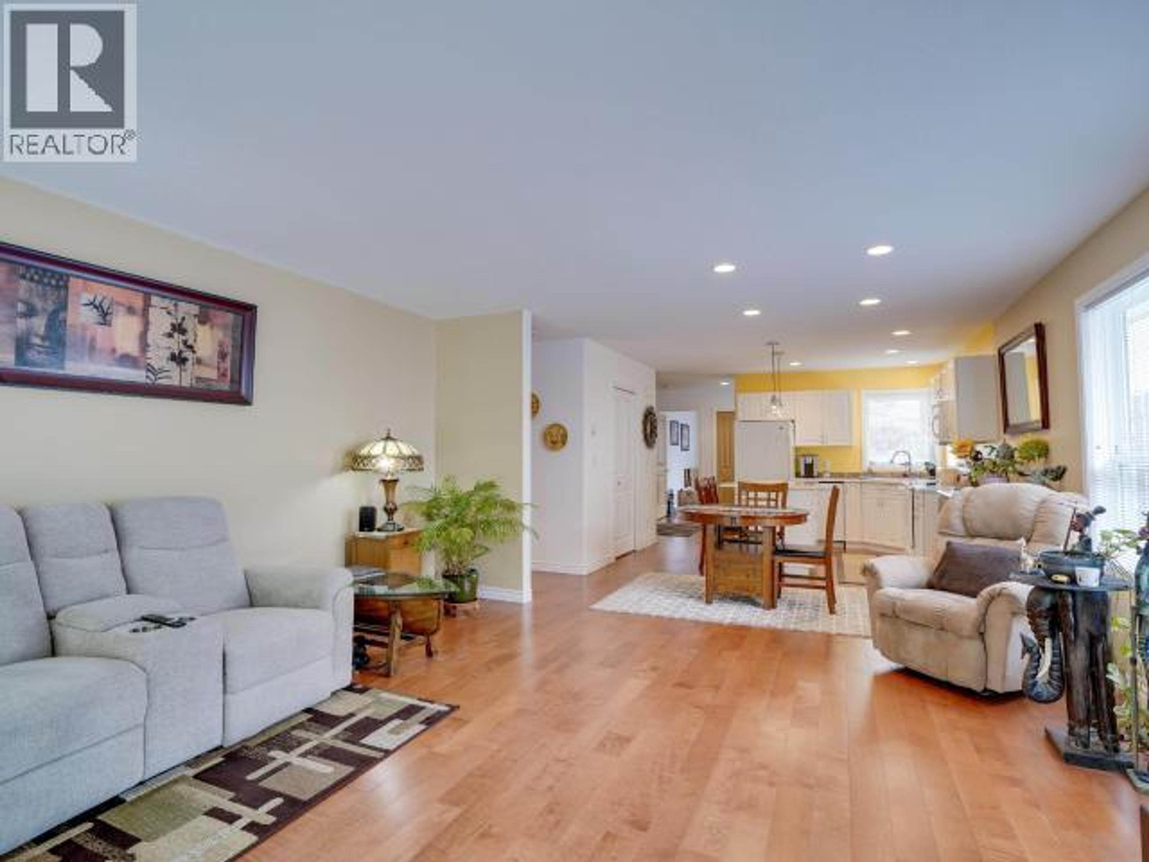 #24 4415 MANSON AVE - 13