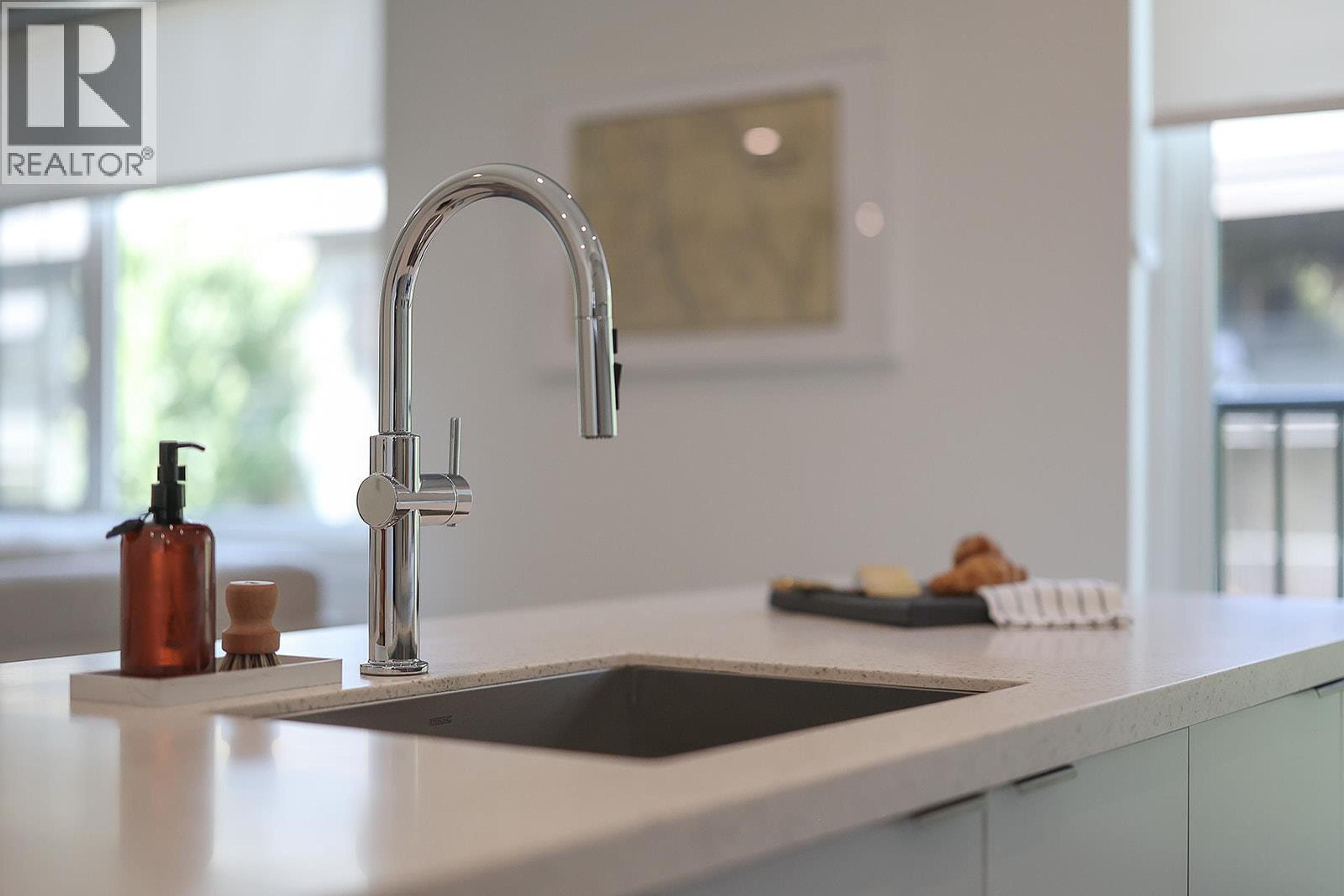 #111 4280 RED MOUNTAIN ROAD - 21