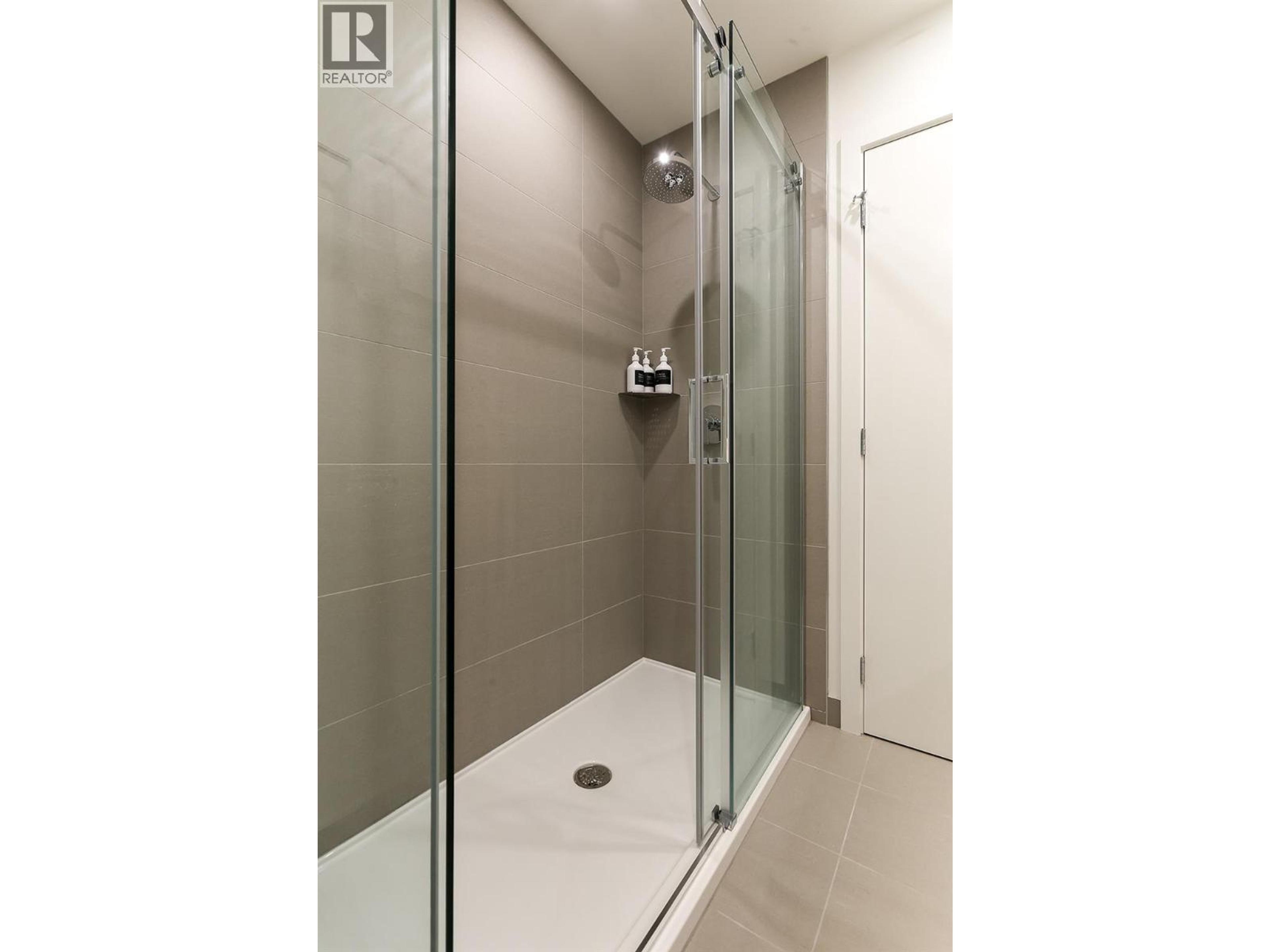 #111 4280 RED MOUNTAIN ROAD - 16