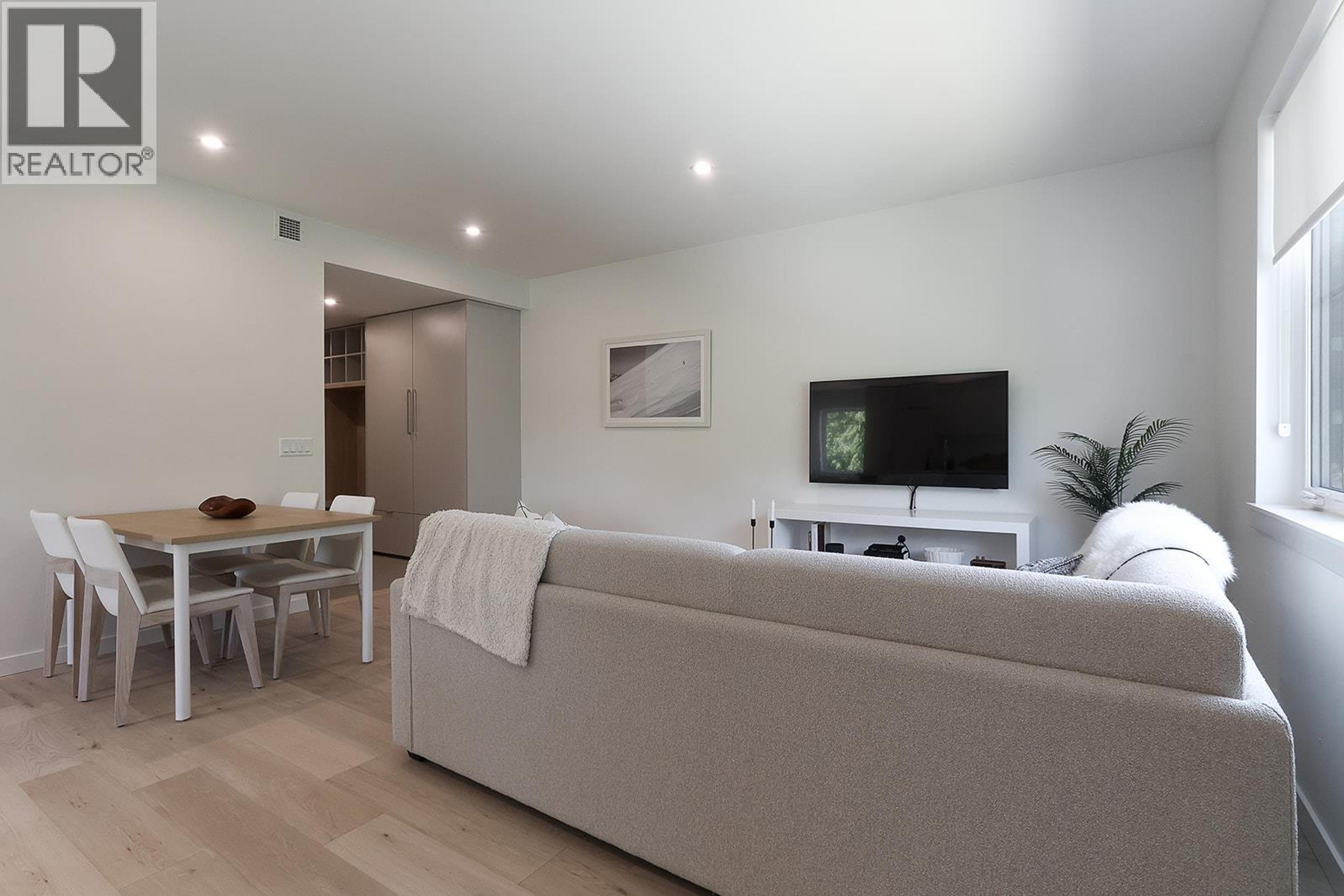 #111 4280 RED MOUNTAIN ROAD - 18