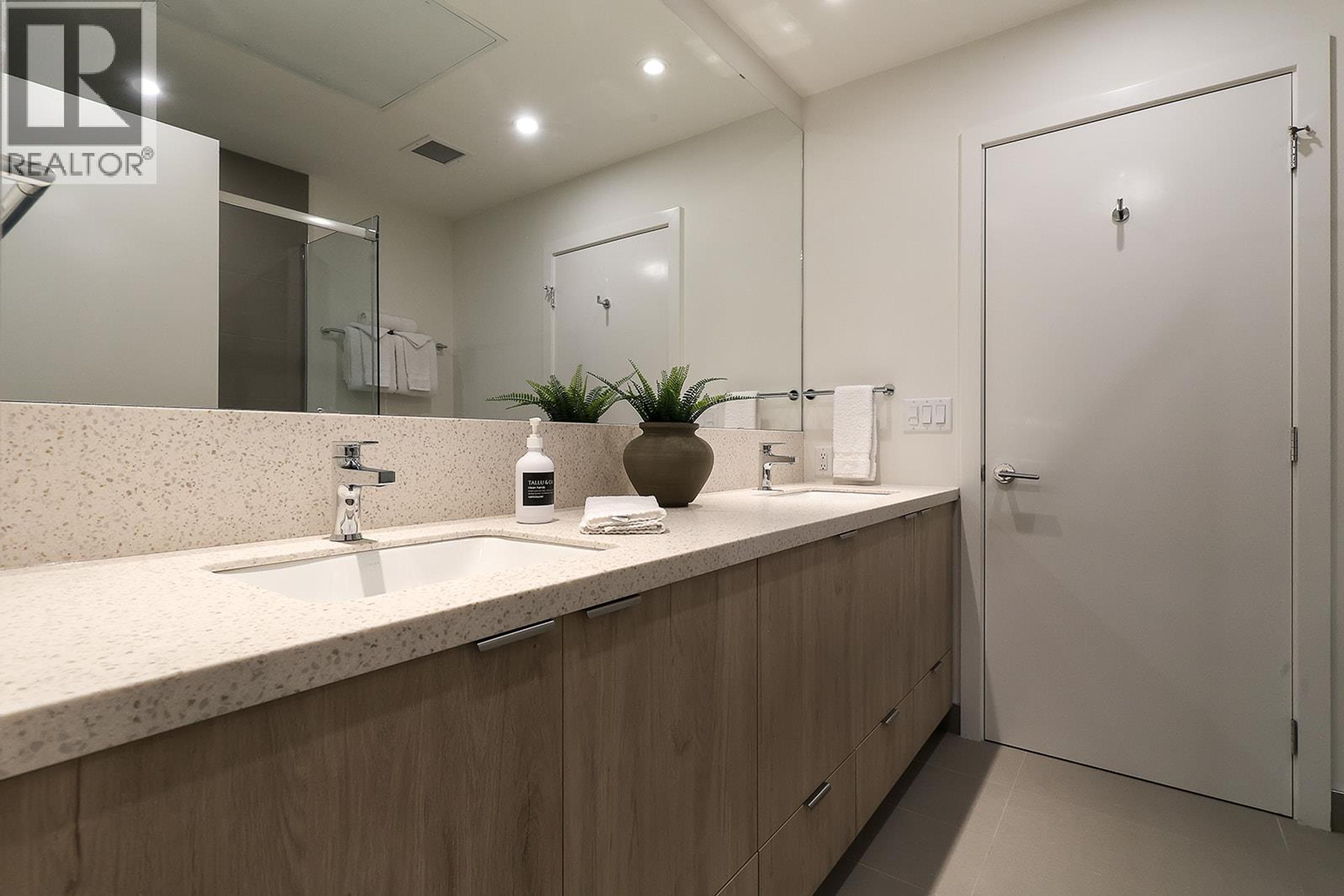 #111 4280 RED MOUNTAIN ROAD - 15