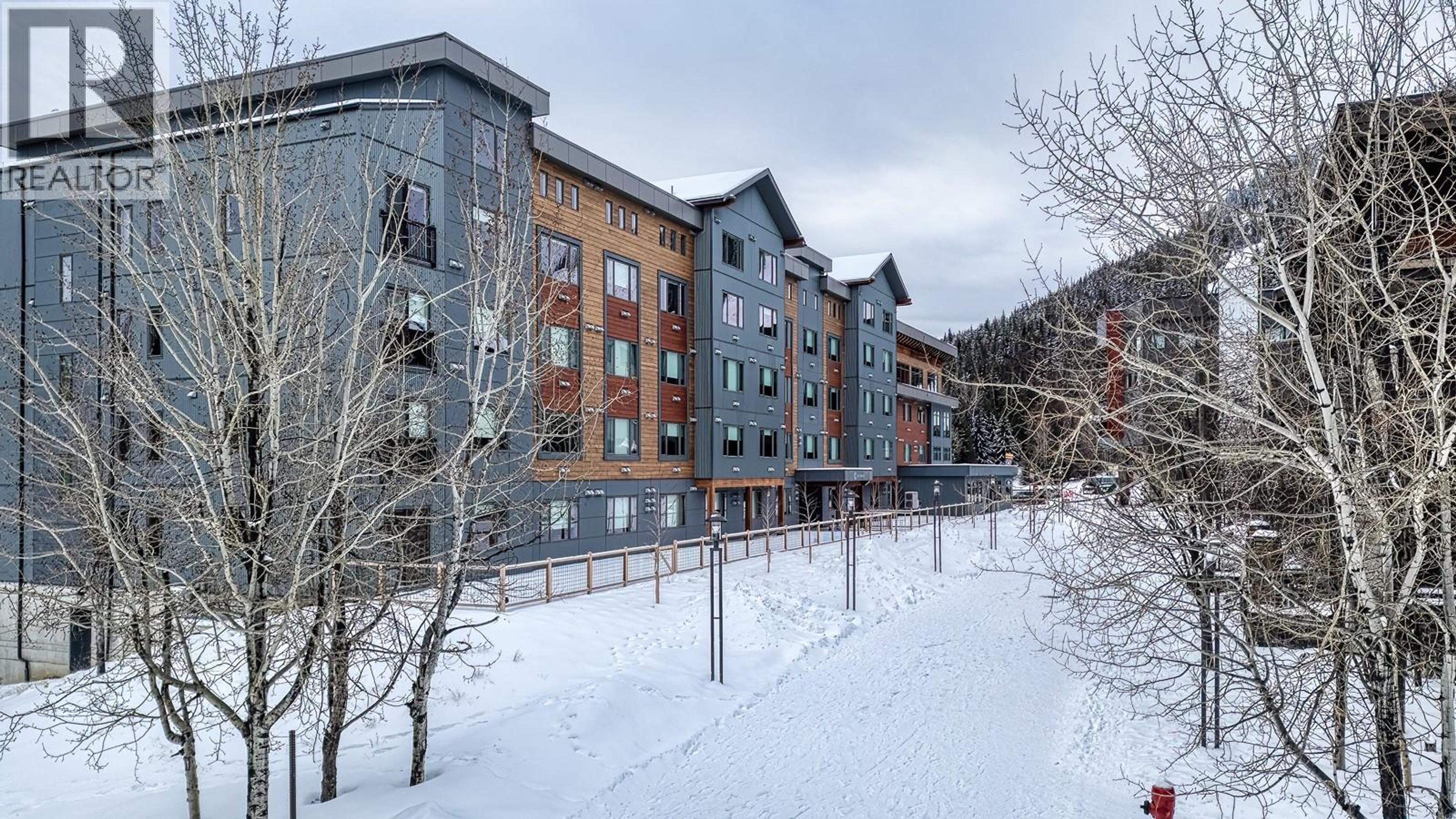 #111 4280 RED MOUNTAIN ROAD - 35