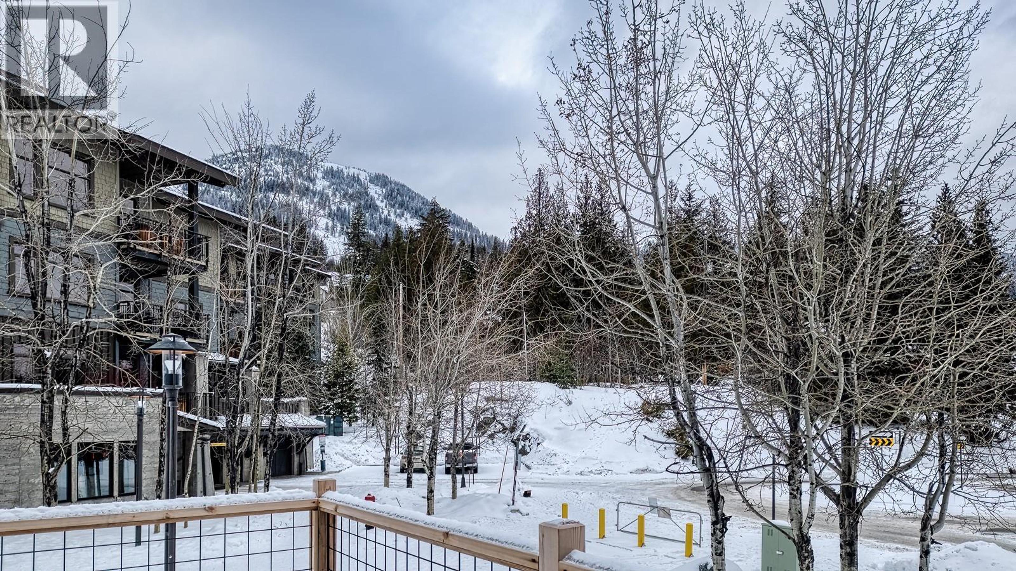 #111 4280 RED MOUNTAIN ROAD - 34