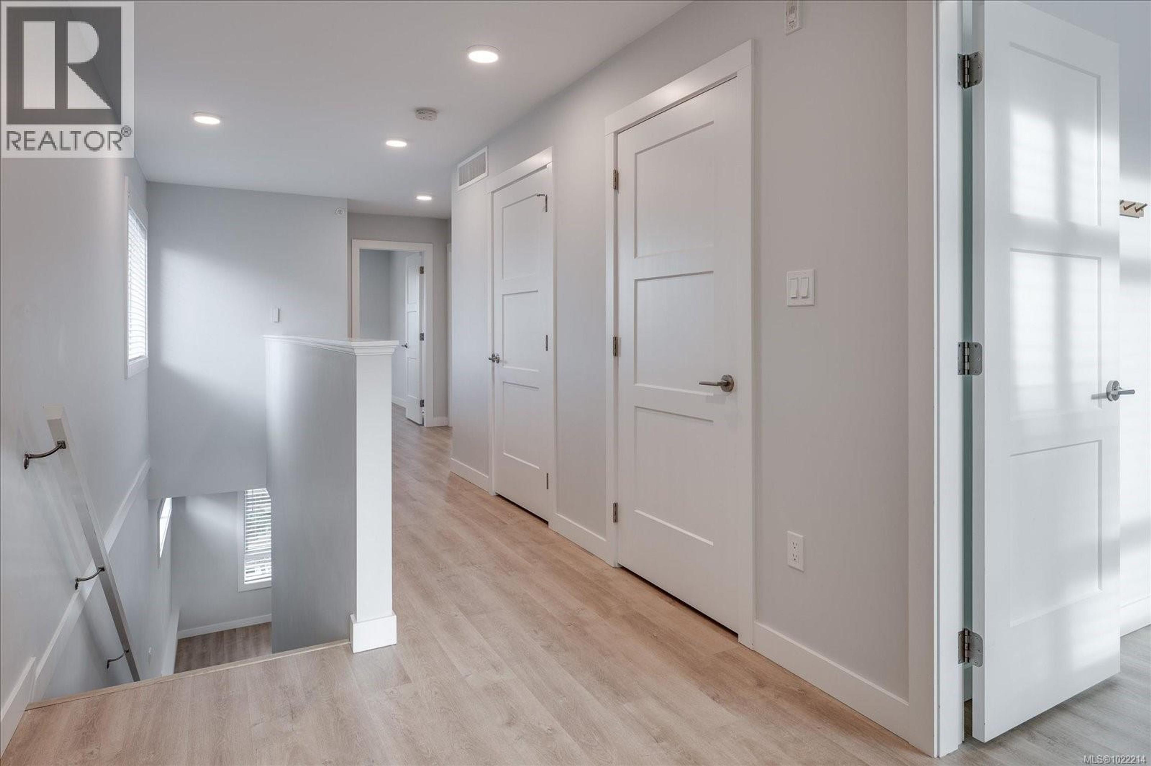 #5 119 MOILLIET ST - 33