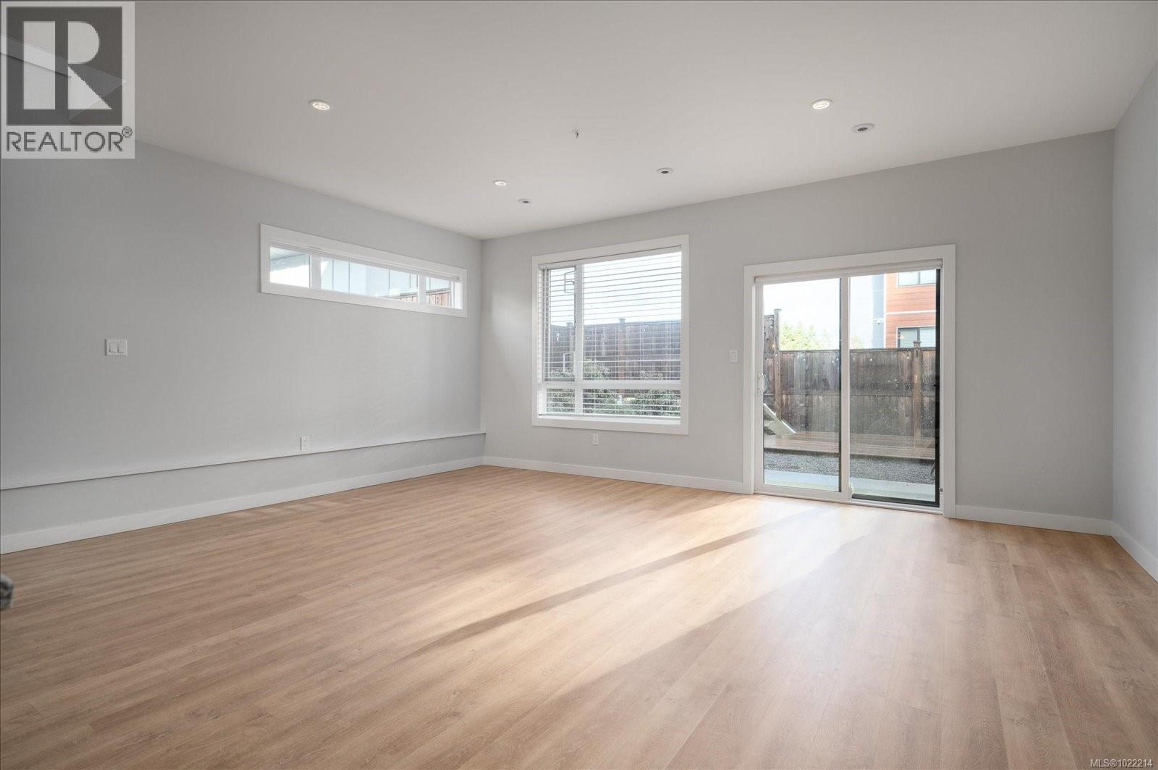 #5 119 MOILLIET ST - 28