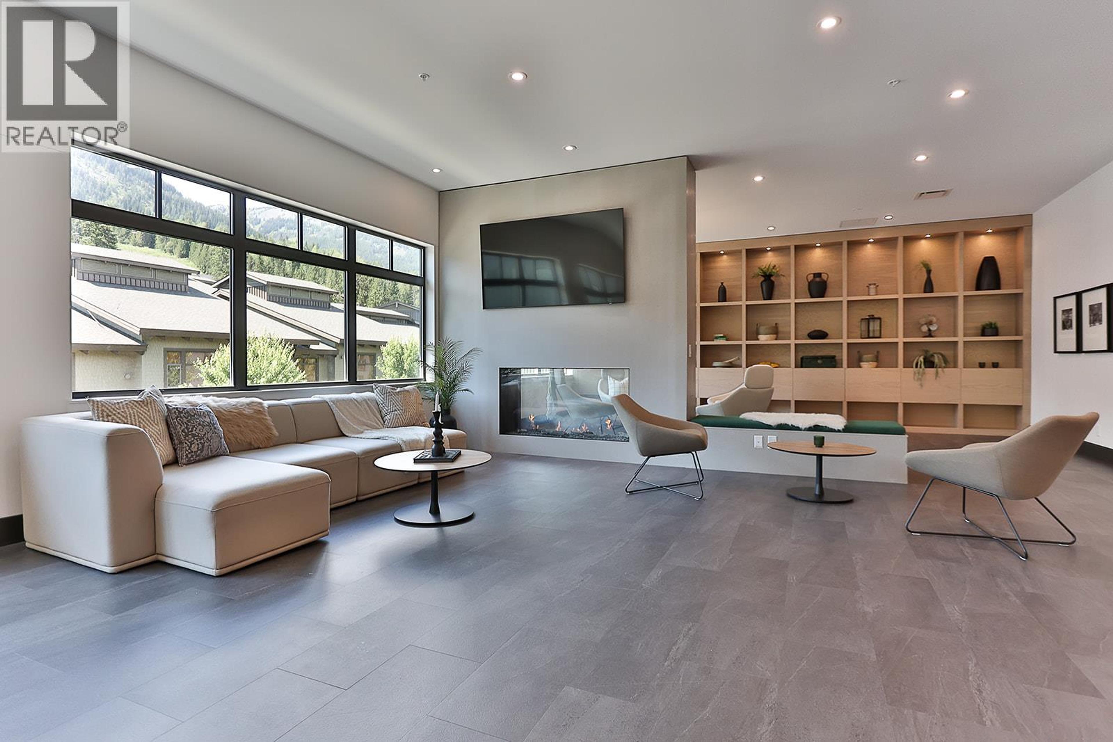 #318 4280 RED MOUNTAIN ROAD - 28