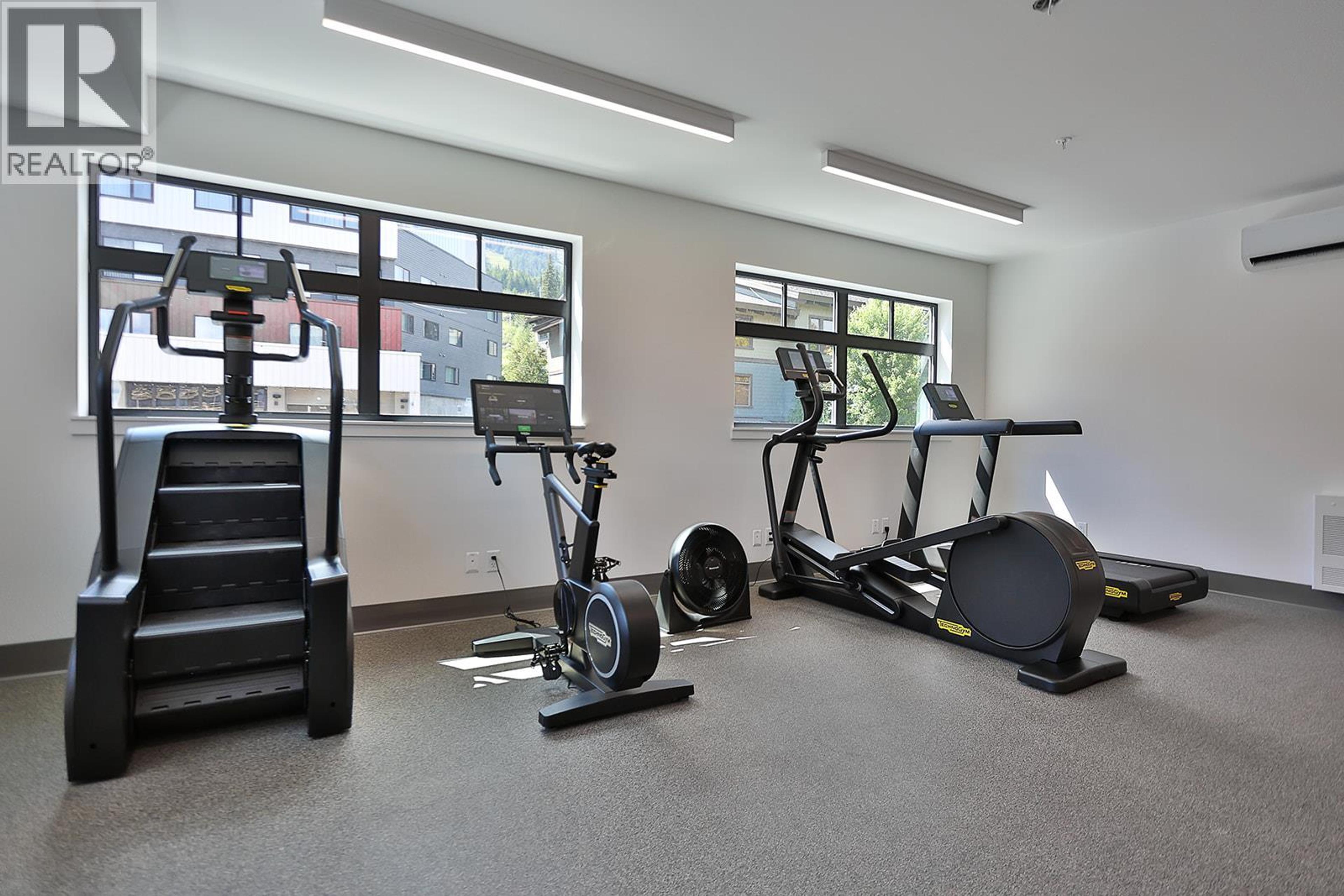 #318 4280 RED MOUNTAIN ROAD - 34